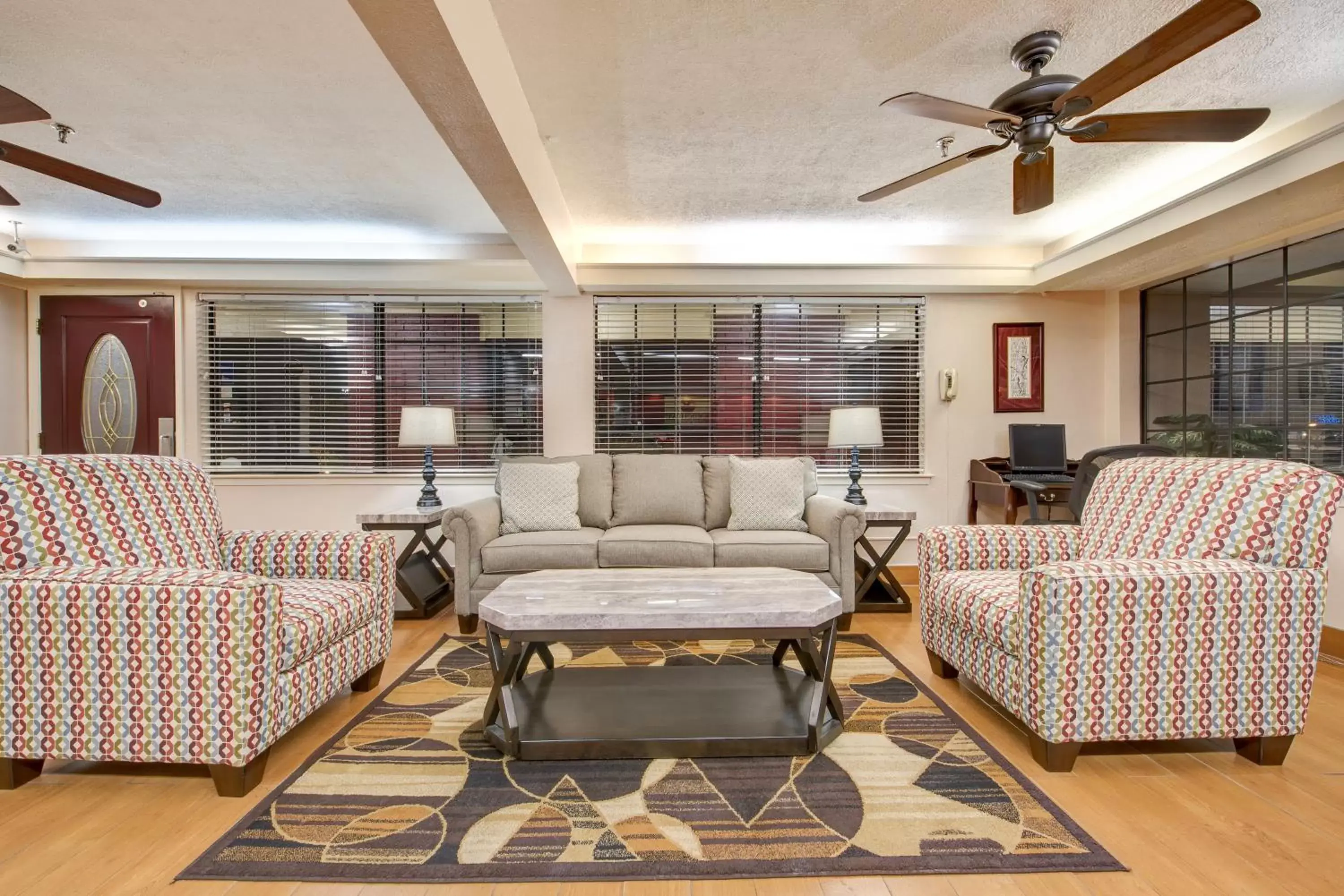 Lobby or reception, Seating Area in Days Inn by Wyndham College Station University Drive