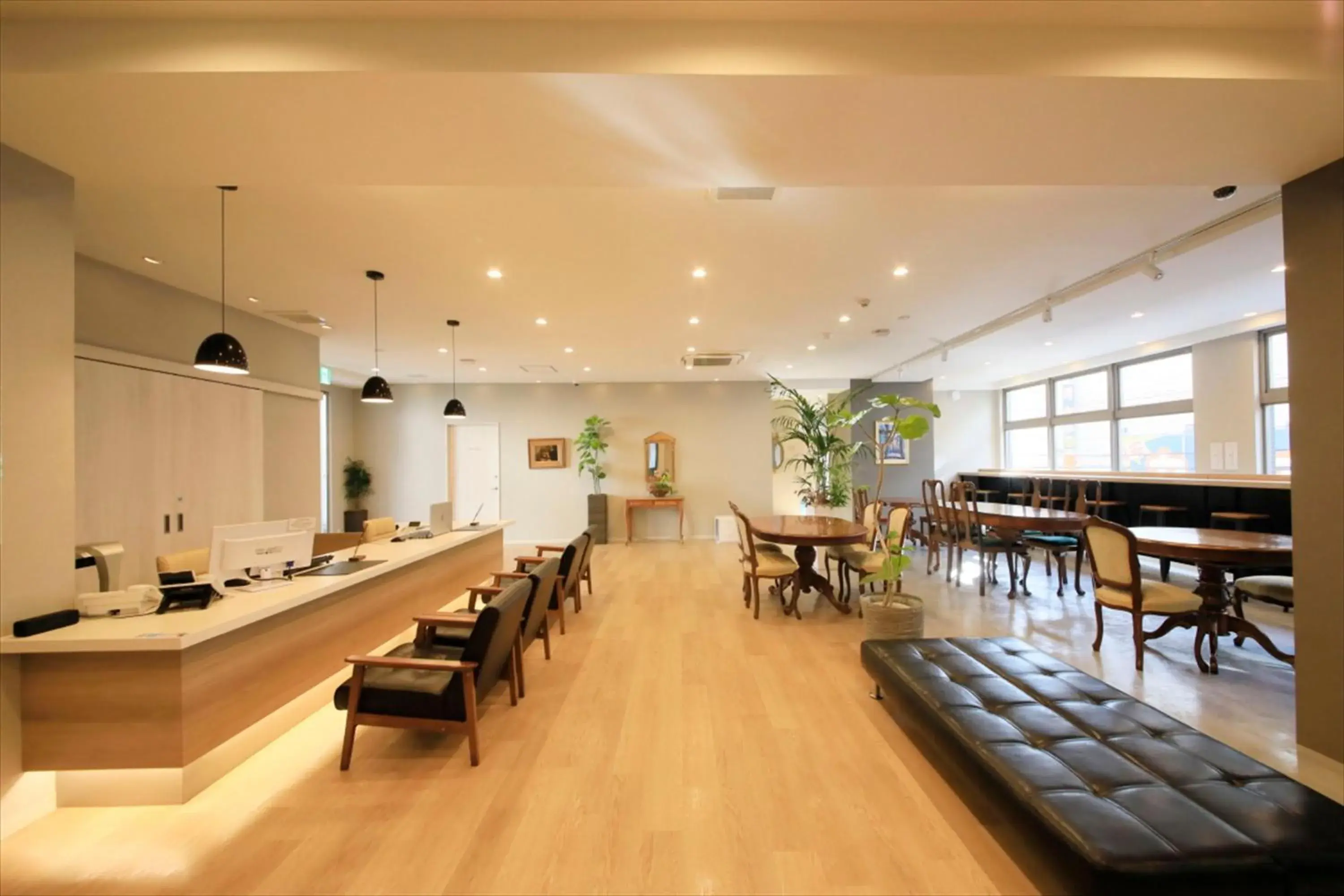 Lobby or reception, Restaurant/Places to Eat in Bay Hotel Urayasu-ekimae