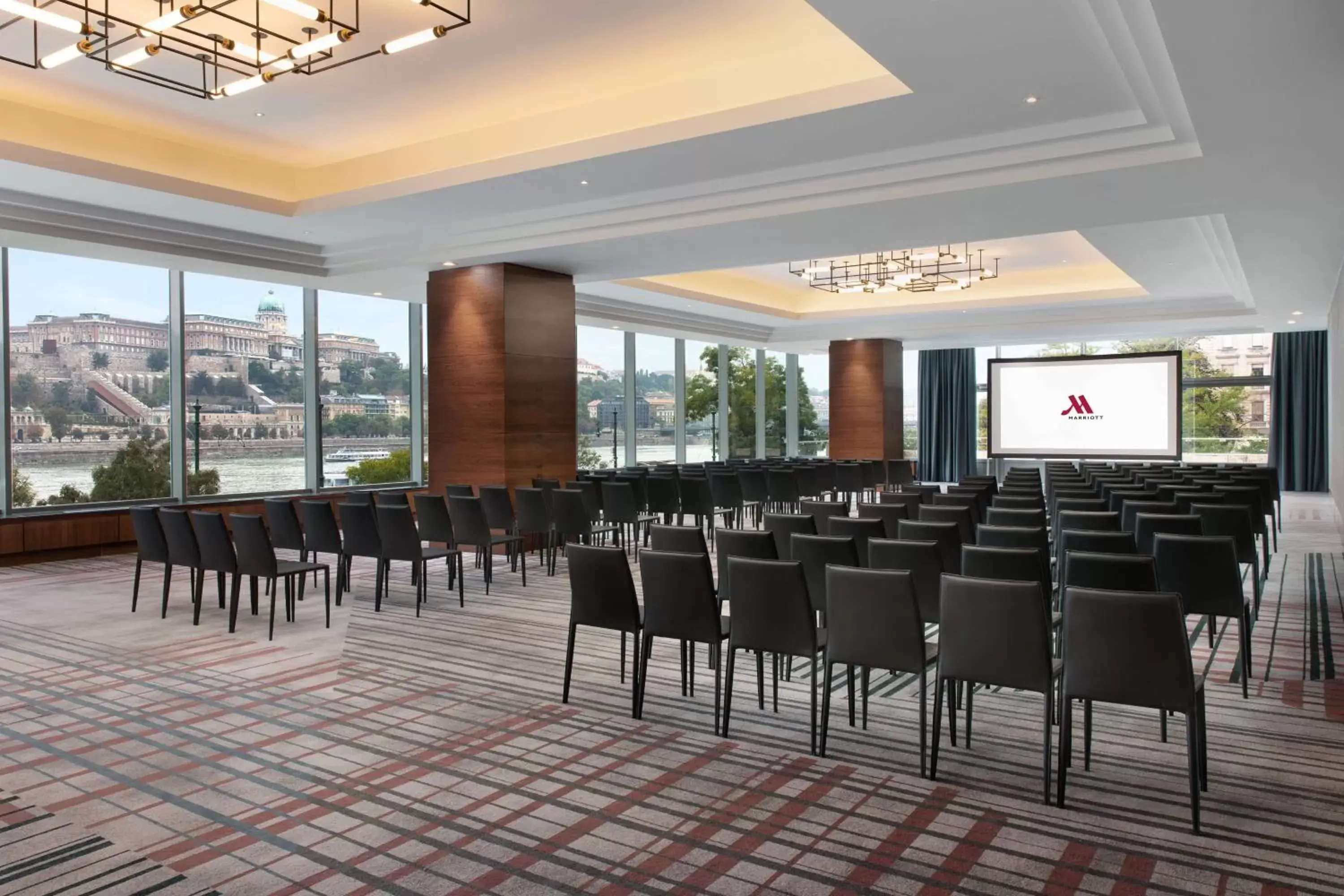 Meeting/conference room in Budapest Marriott Hotel