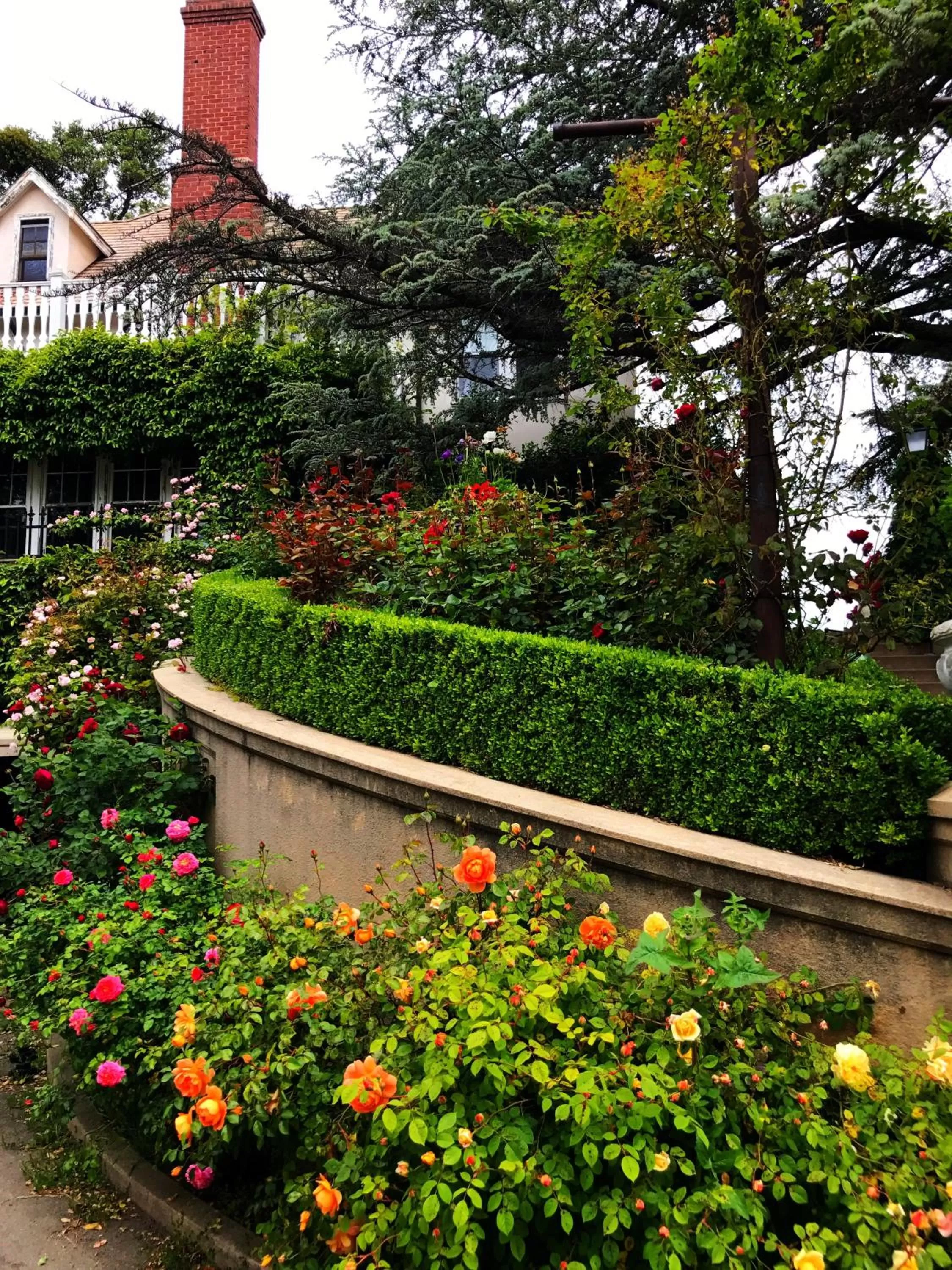 Garden in The Inn on Knowles Hill Bed & Breakfast Hotel
