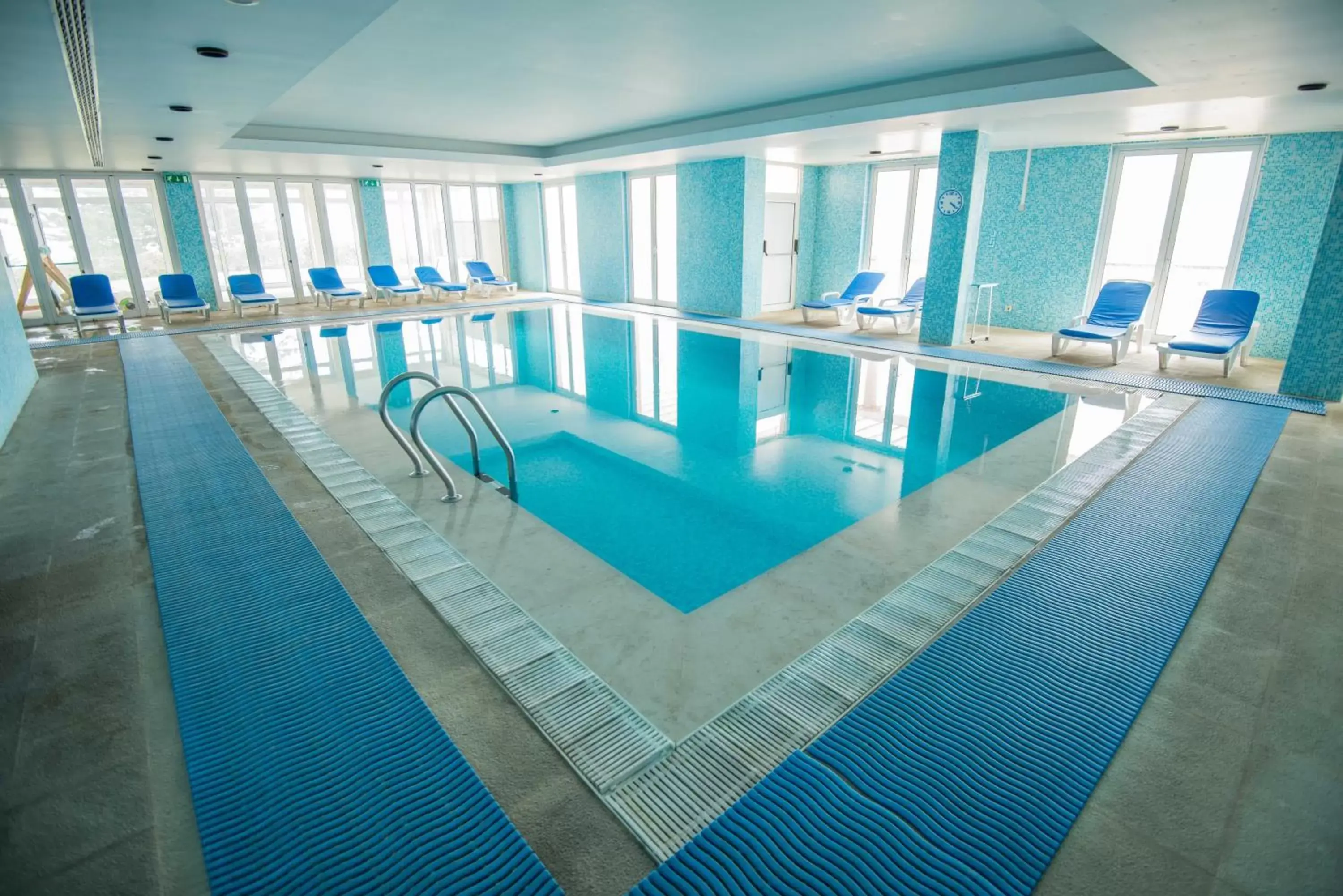 Swimming Pool in Azoris Faial Garden – Resort Hotel