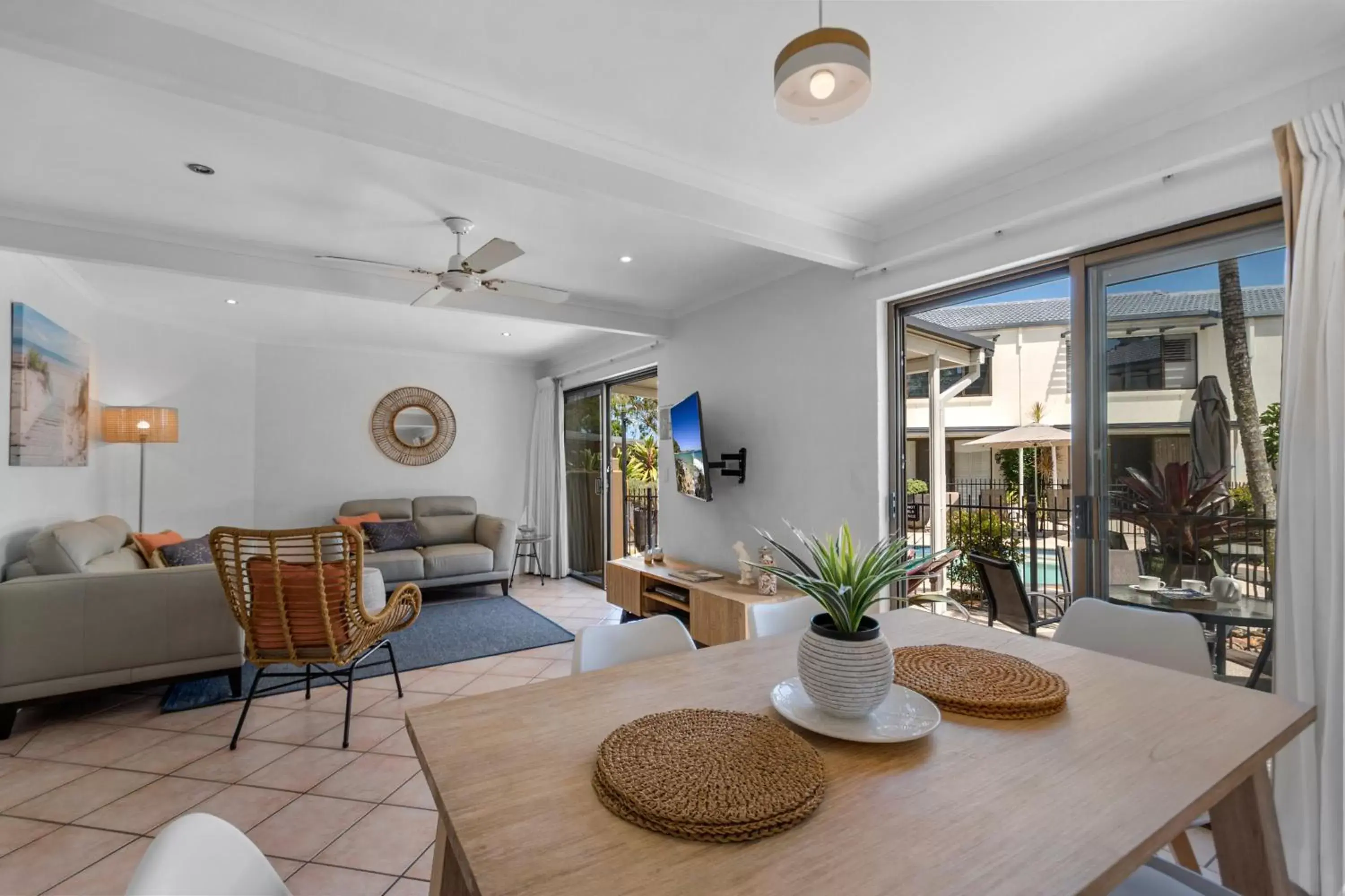 Living room, Seating Area in Noosa Place Resort