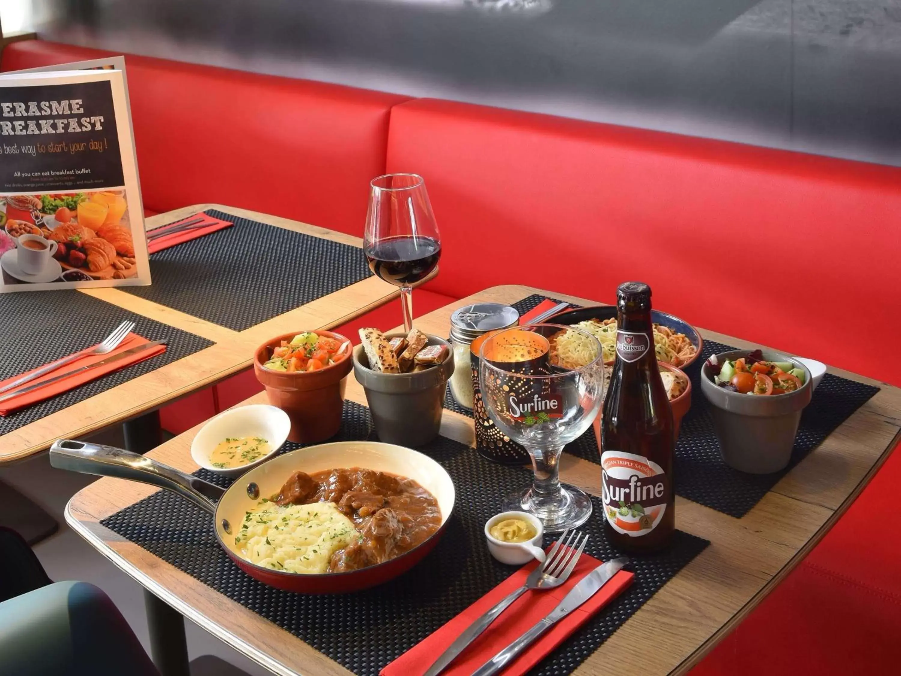 Restaurant/places to eat in Ibis Brussels Erasmus