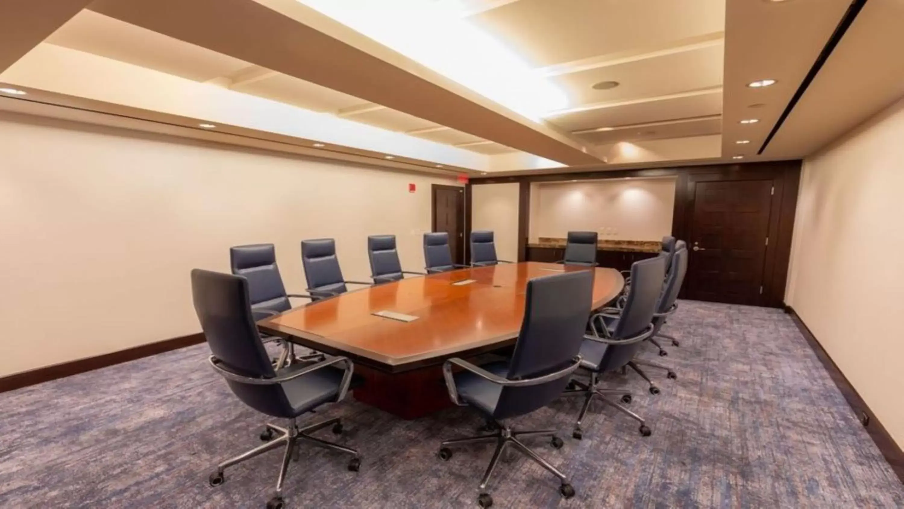 Meeting/conference room in InterContinental Boston, an IHG Hotel