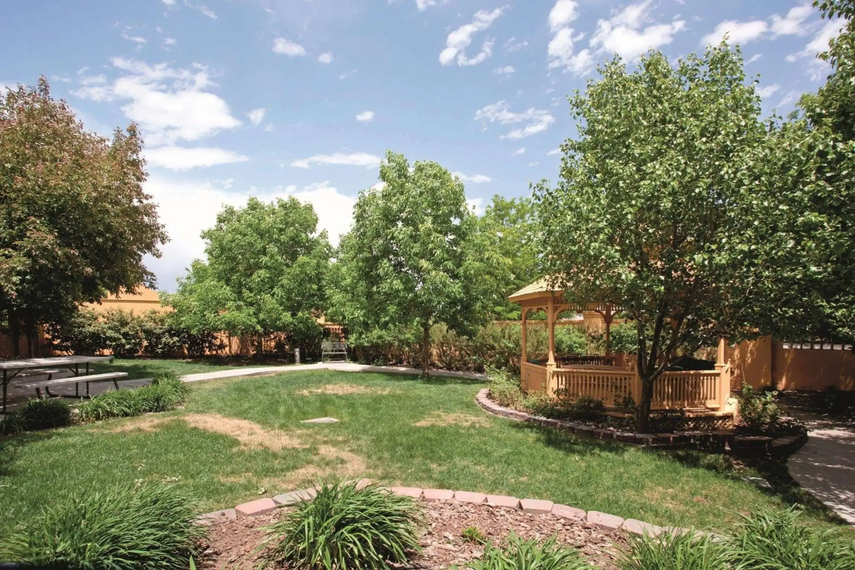 Property building, Garden in La Quinta by Wyndham Colorado Springs South Airport