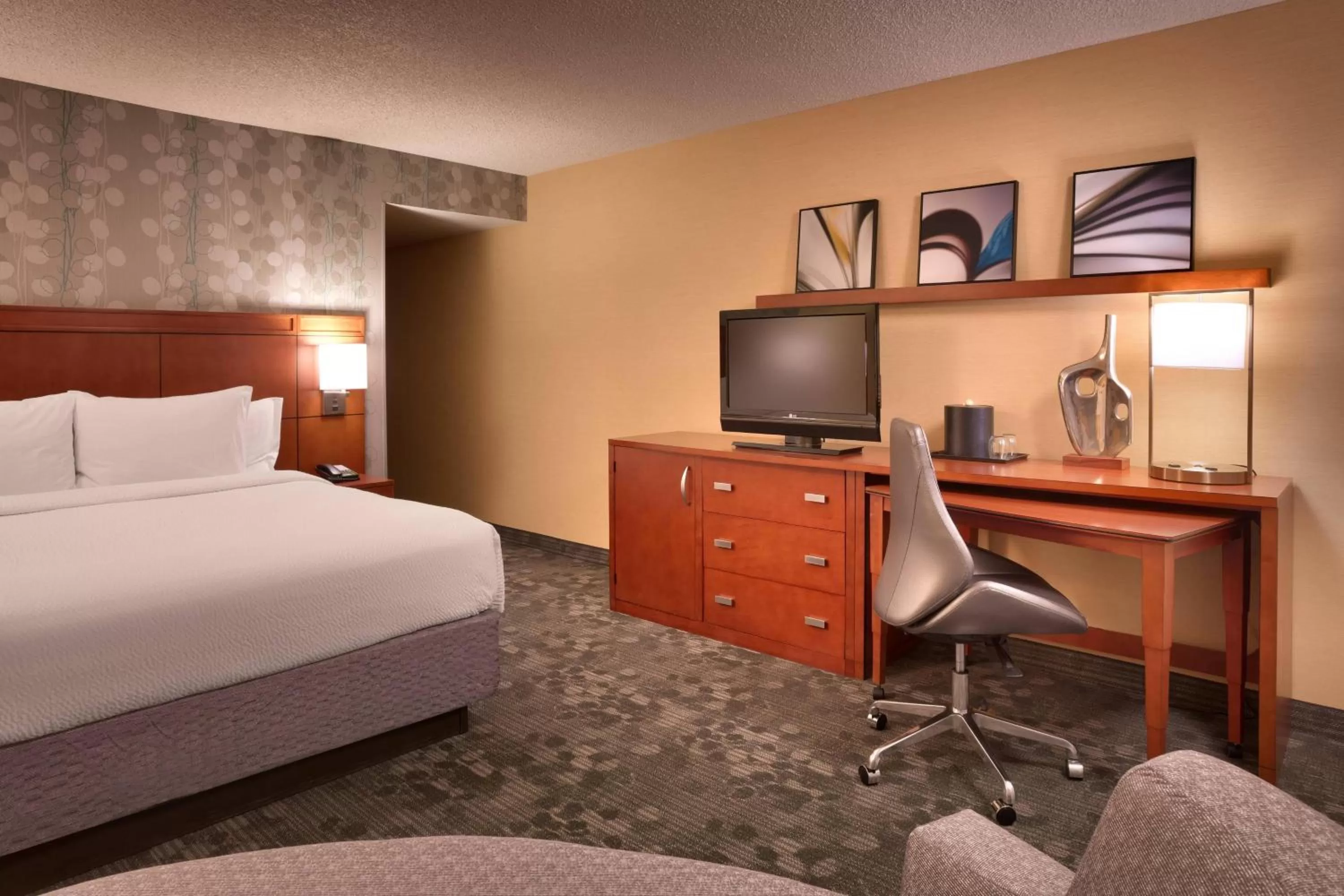 King Room with Sofa Bed - Hearing Accessible in Courtyard by Marriott Salt Lake City Sandy
