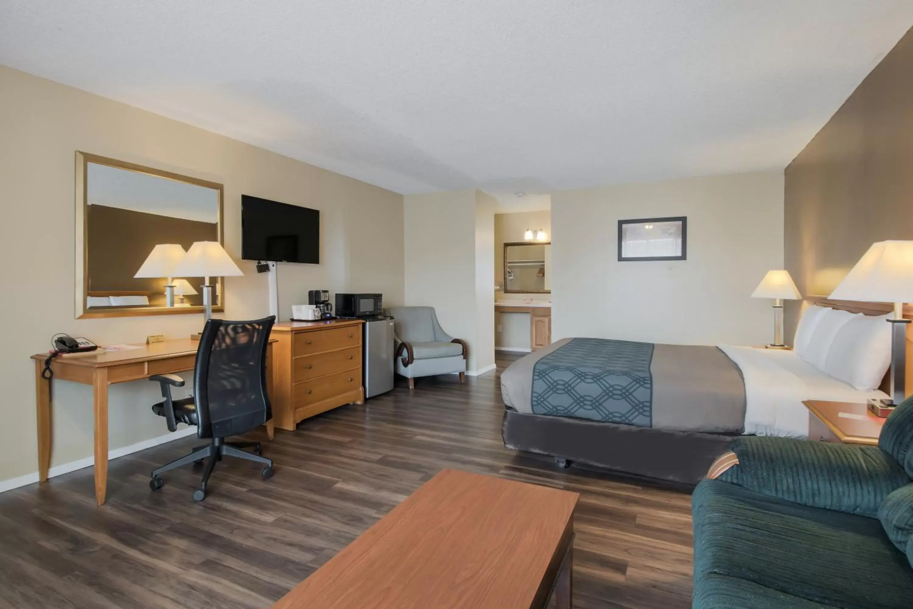 Econo Lodge Inn & Suites Hoquiam