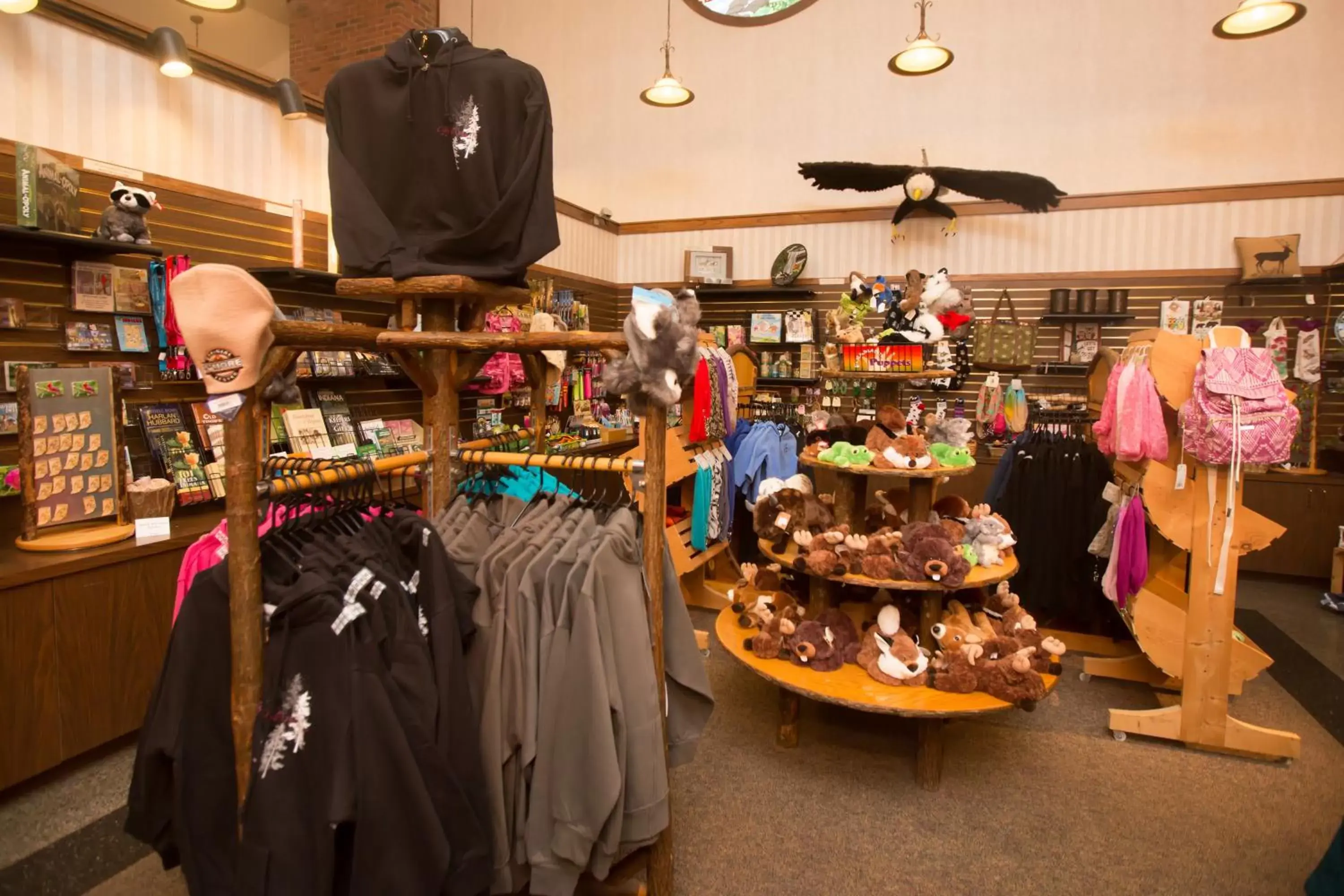 On-site shops in Clifty Inn