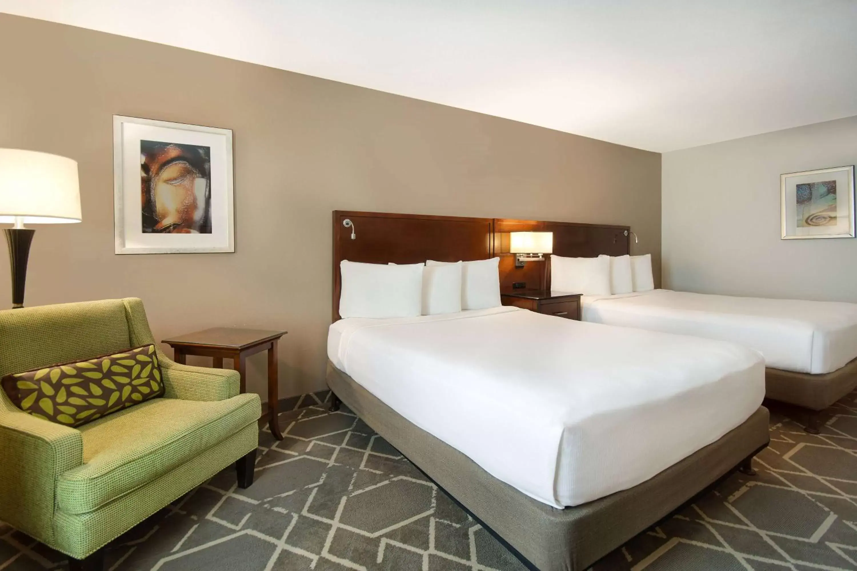 Queen Room with Two Queen Beds, Mobility Access and Bathtub with Grab Bars - Non-Smoking in Cypress Bend Resort, a Wyndham Hotel Queen Room with Two Queen Beds, Mobility Access and Bathtub with Grab Bars - Non-Smoking in Cypress Bend Resort, a Wyndham Hotel