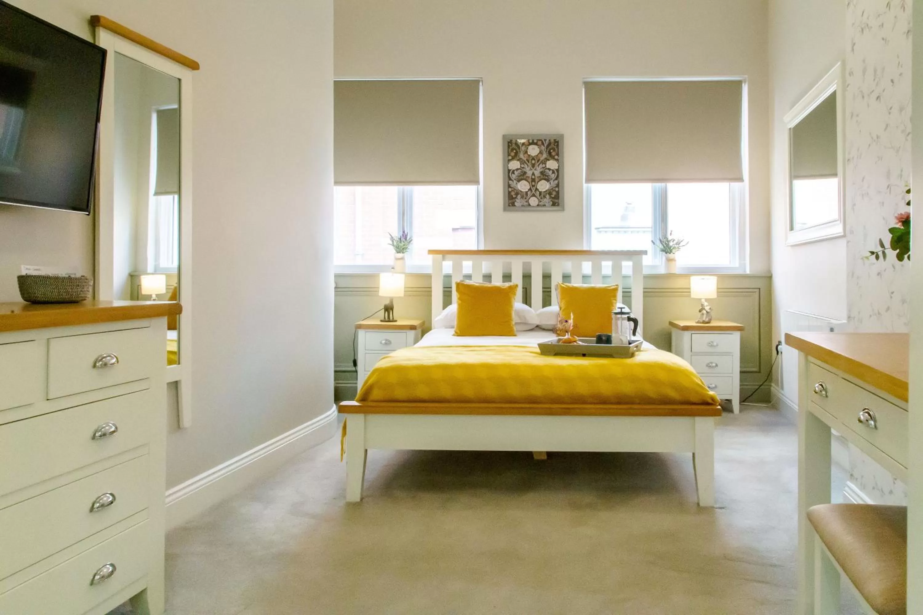 Bed in Goodramgate Apartments