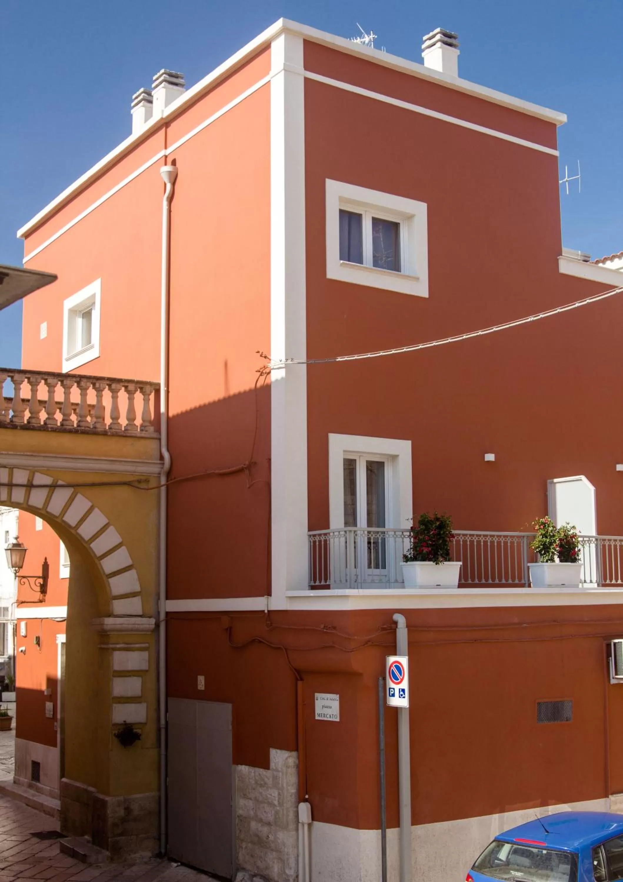 Facade/entrance, Property Building in B&B San Trifone