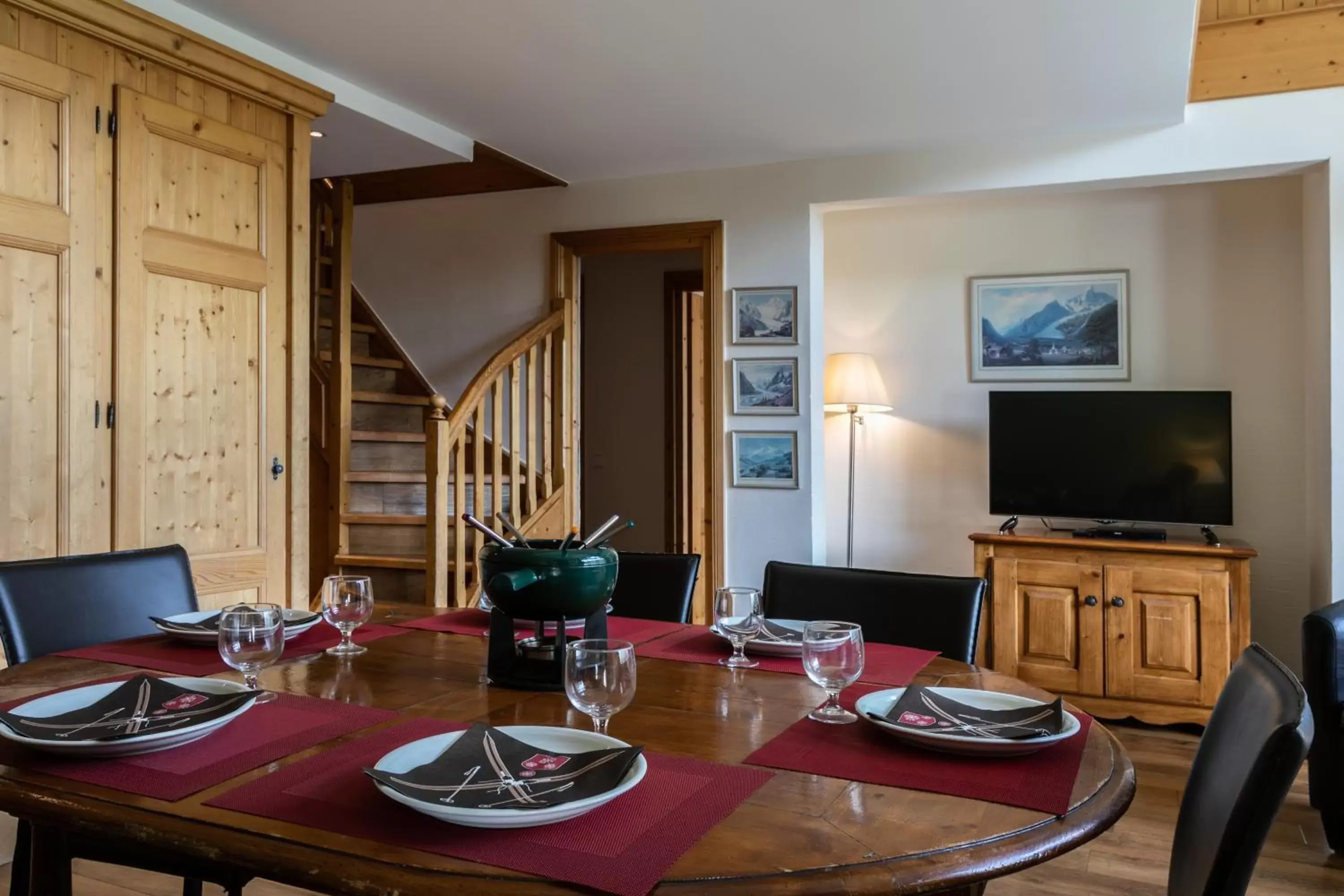 Dining Area in Les Balcons du Savoy