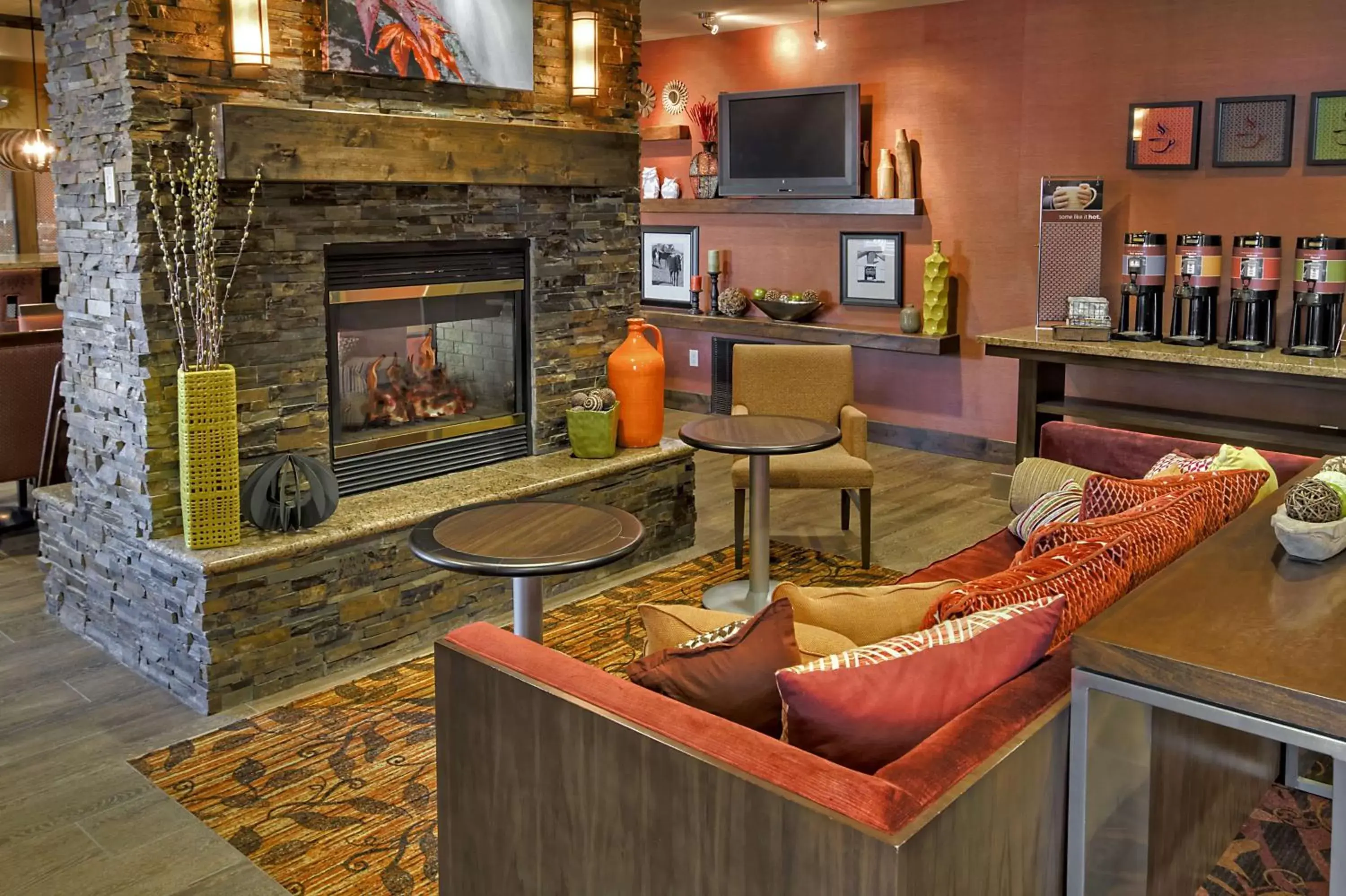 Lobby or reception, Lounge/Bar in Hampton Inn Twin Falls