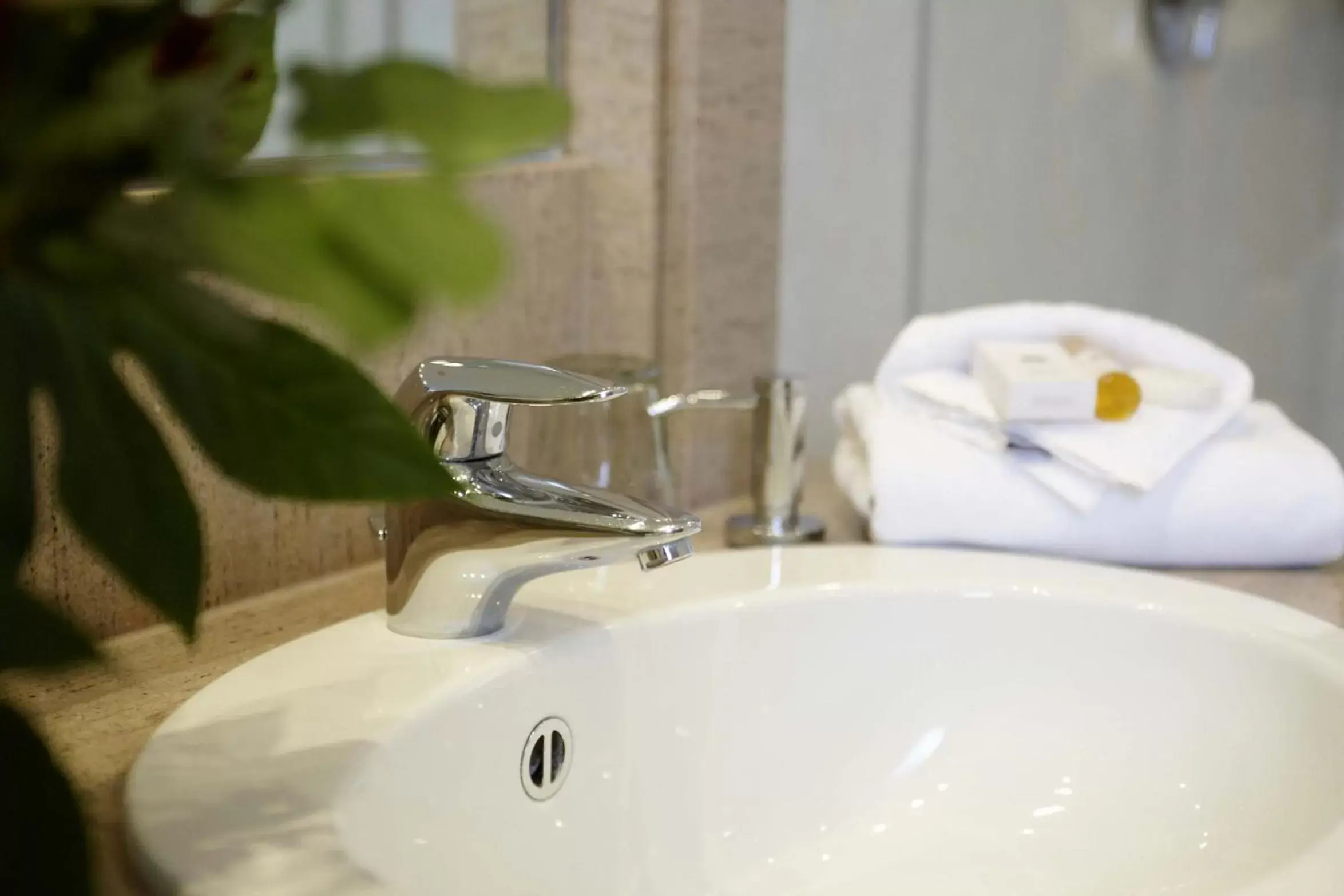 Bathroom in Hotel Düsseldorf City by Tulip Inn