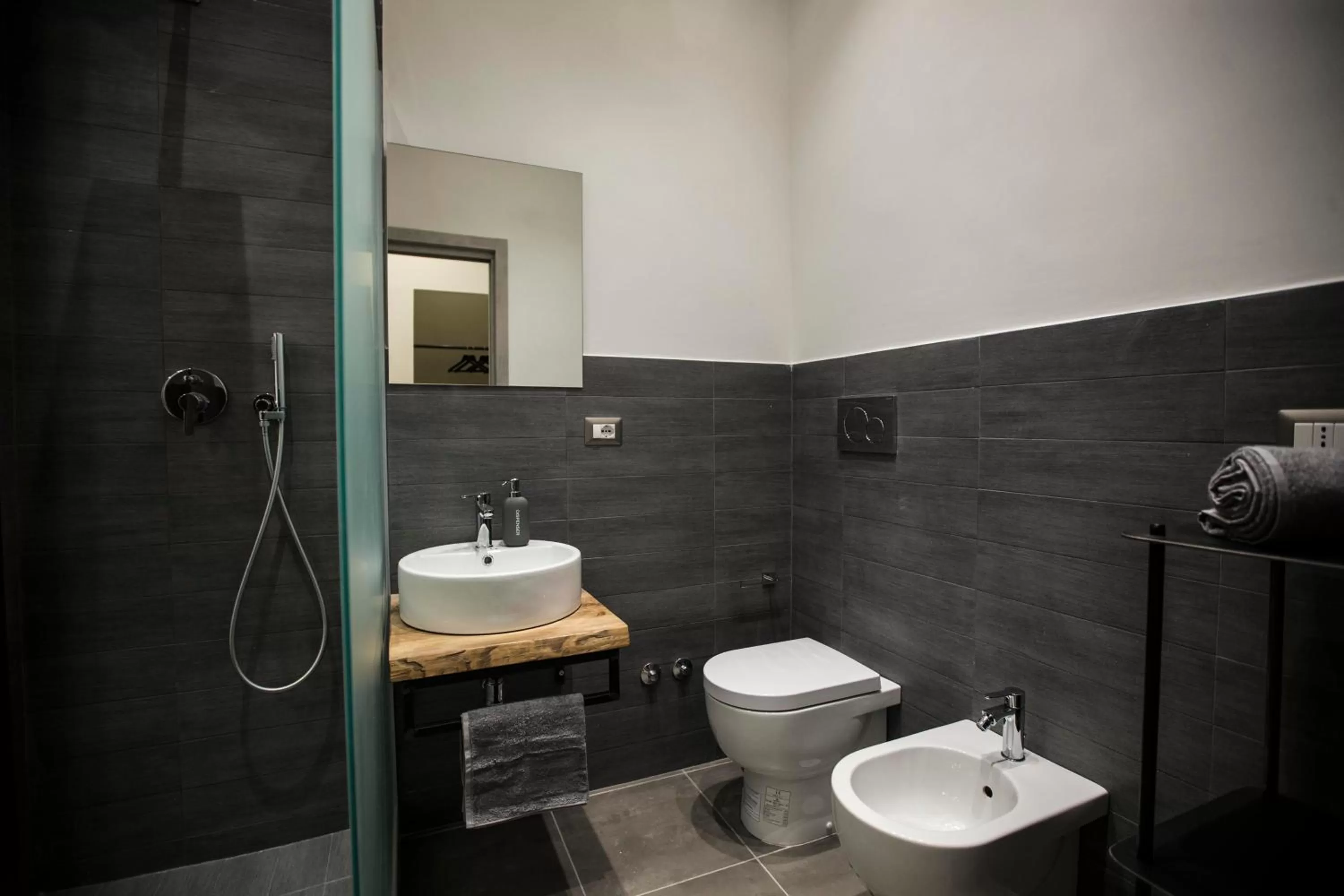 Toilet in GB Central Station Napoli