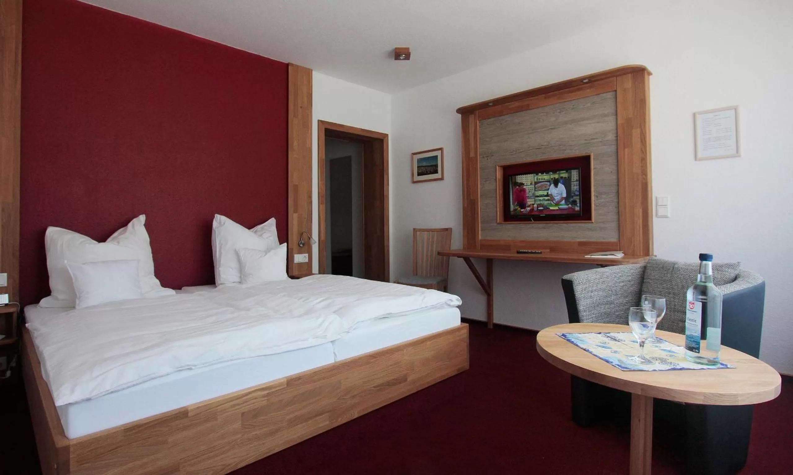 Photo of the whole room, Bed in Gasthof Lafrenz