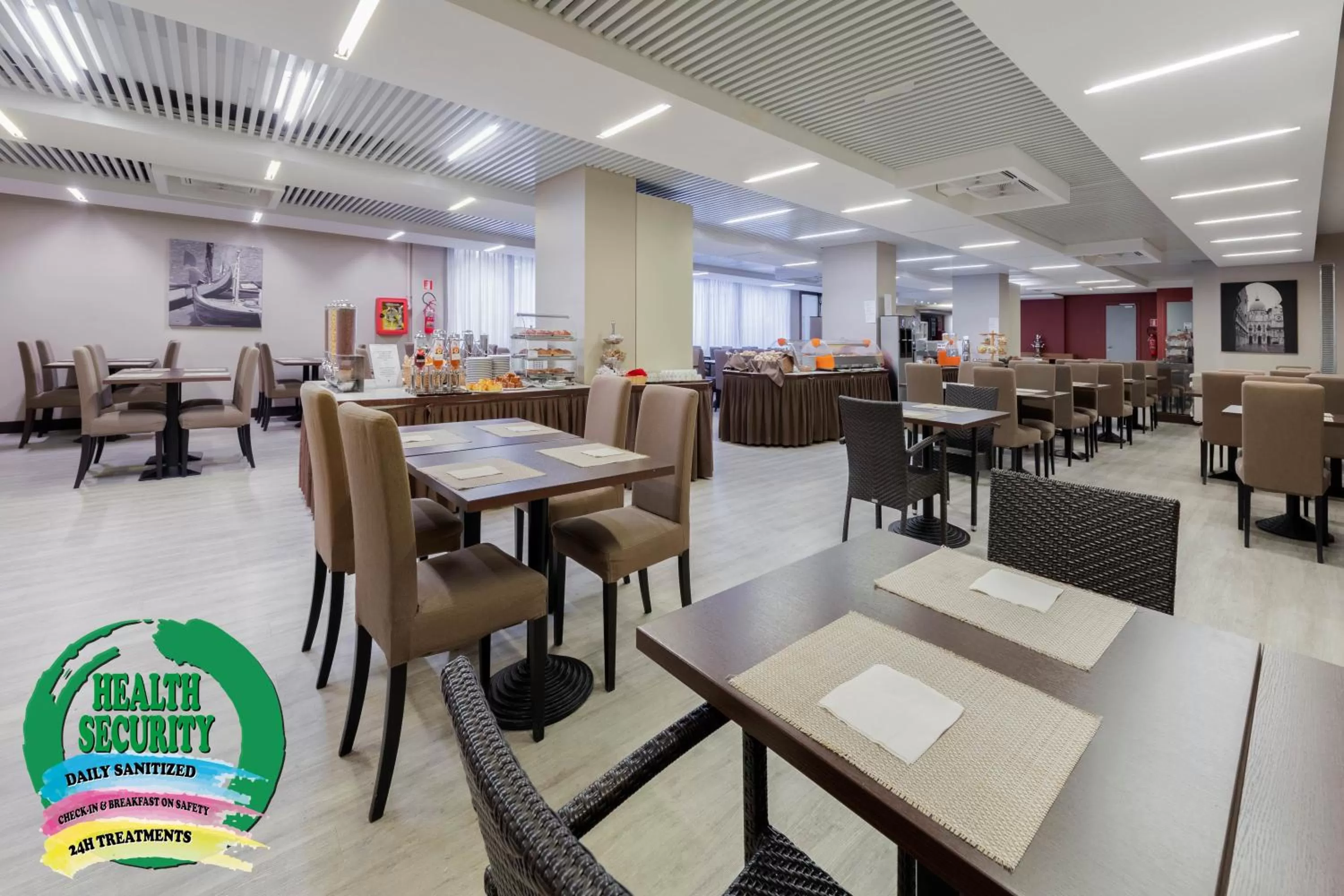 Restaurant/places to eat in Hotel Delfino Venezia Mestre