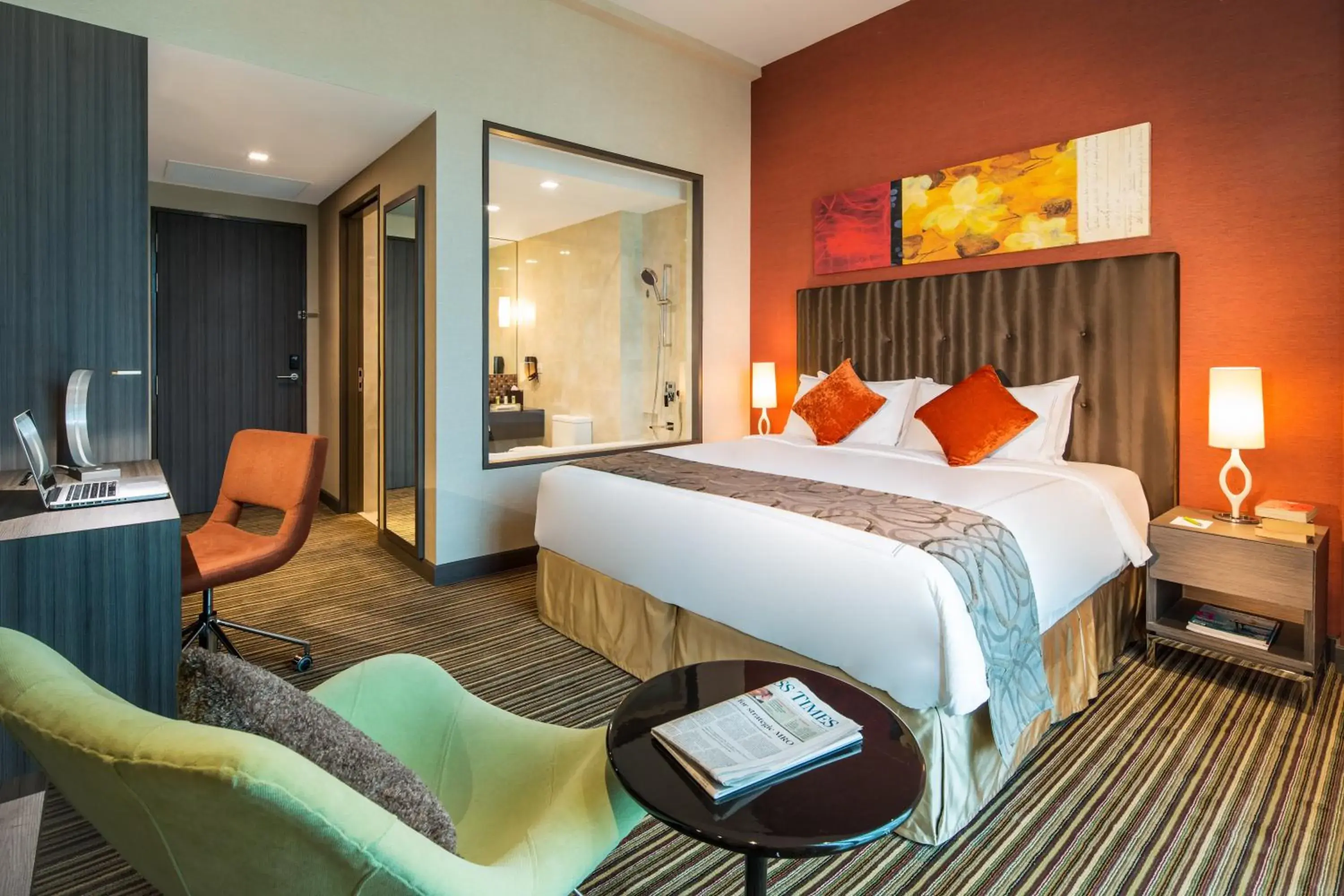 Photo of the whole room, Bed in Park Avenue Changi