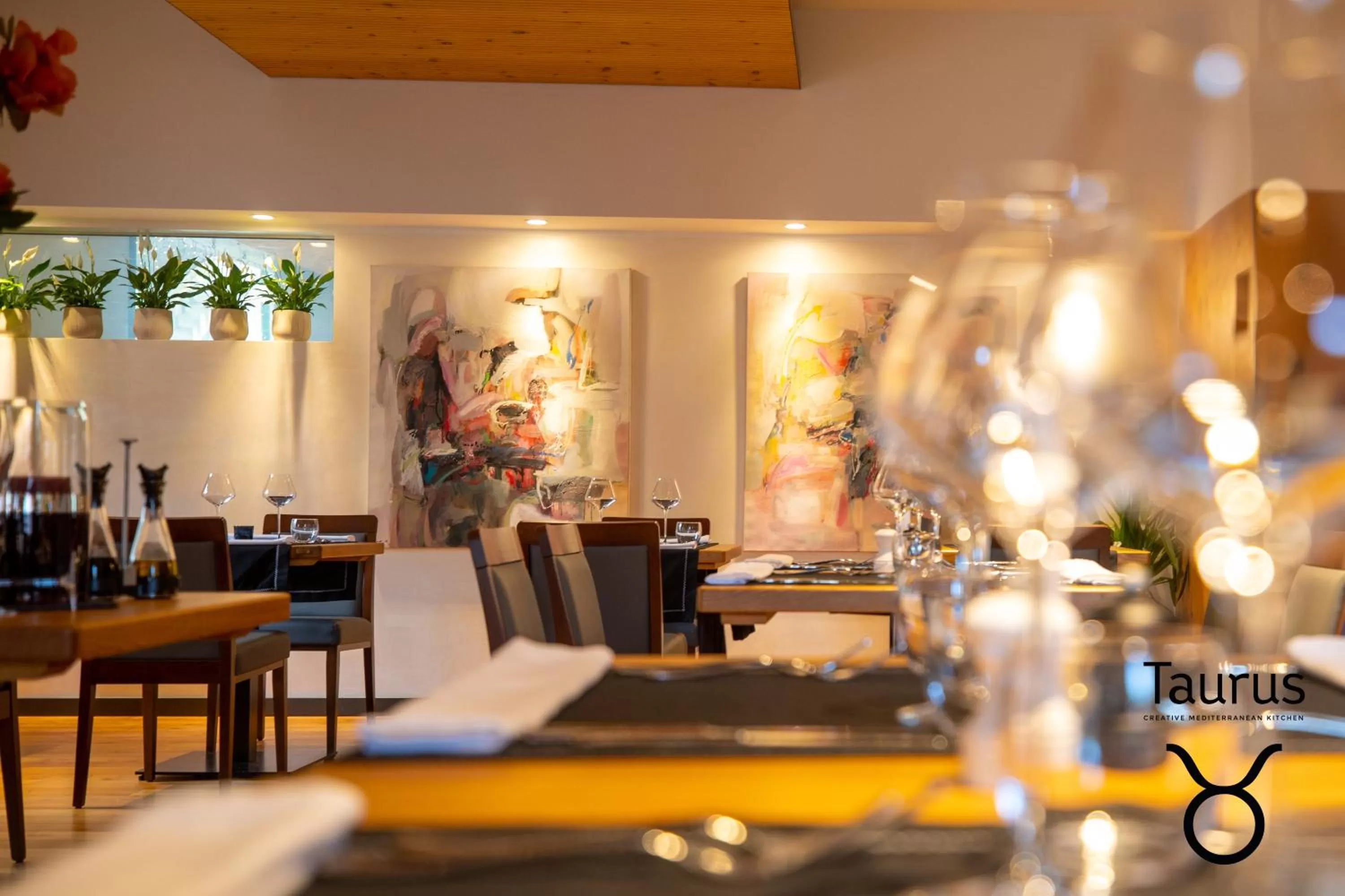 Restaurant/places to eat in Boutique Hotel OchSen Self-Check-In
