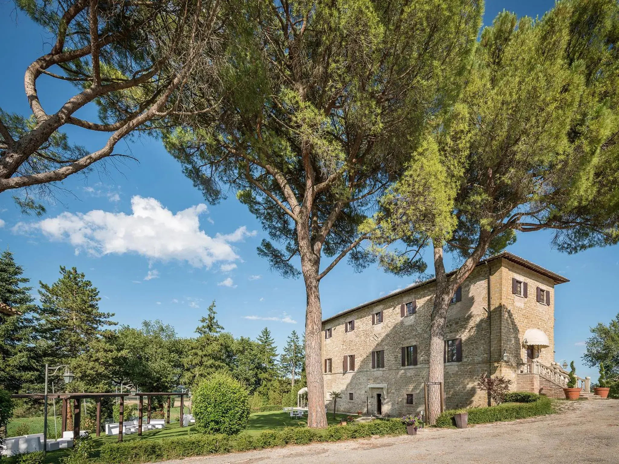 Facade/entrance, Property Building in Hotel Villa Montegranelli