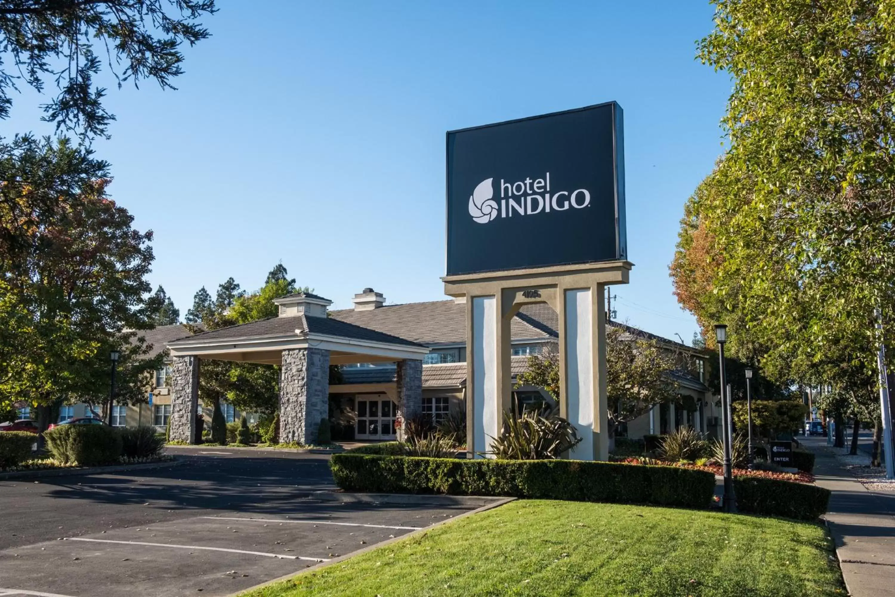 Property Building in Hotel Indigo Napa Valley, an IHG Hotel