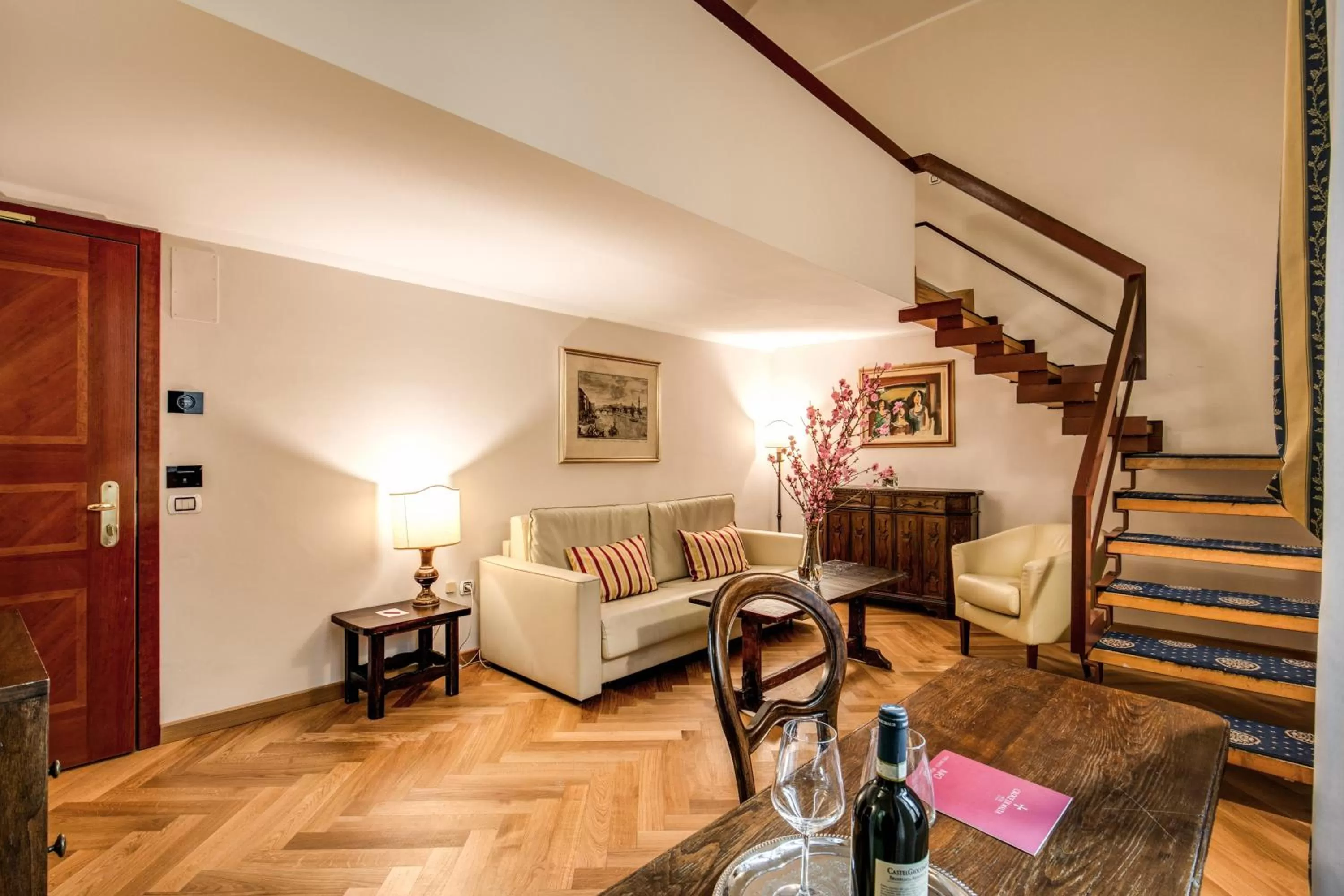 Living room in Hotel Croce Di Malta