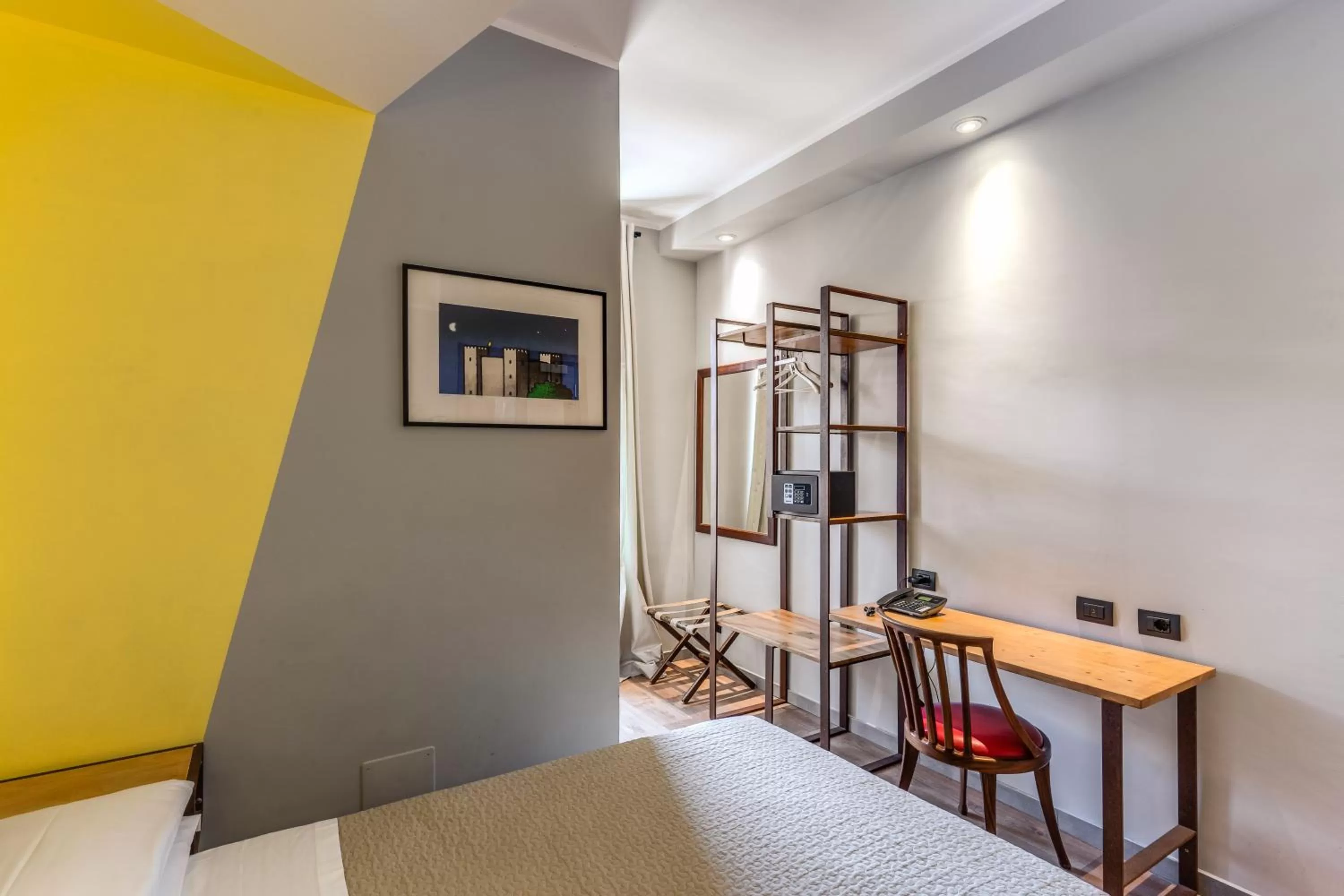 Bedroom in Hotel King