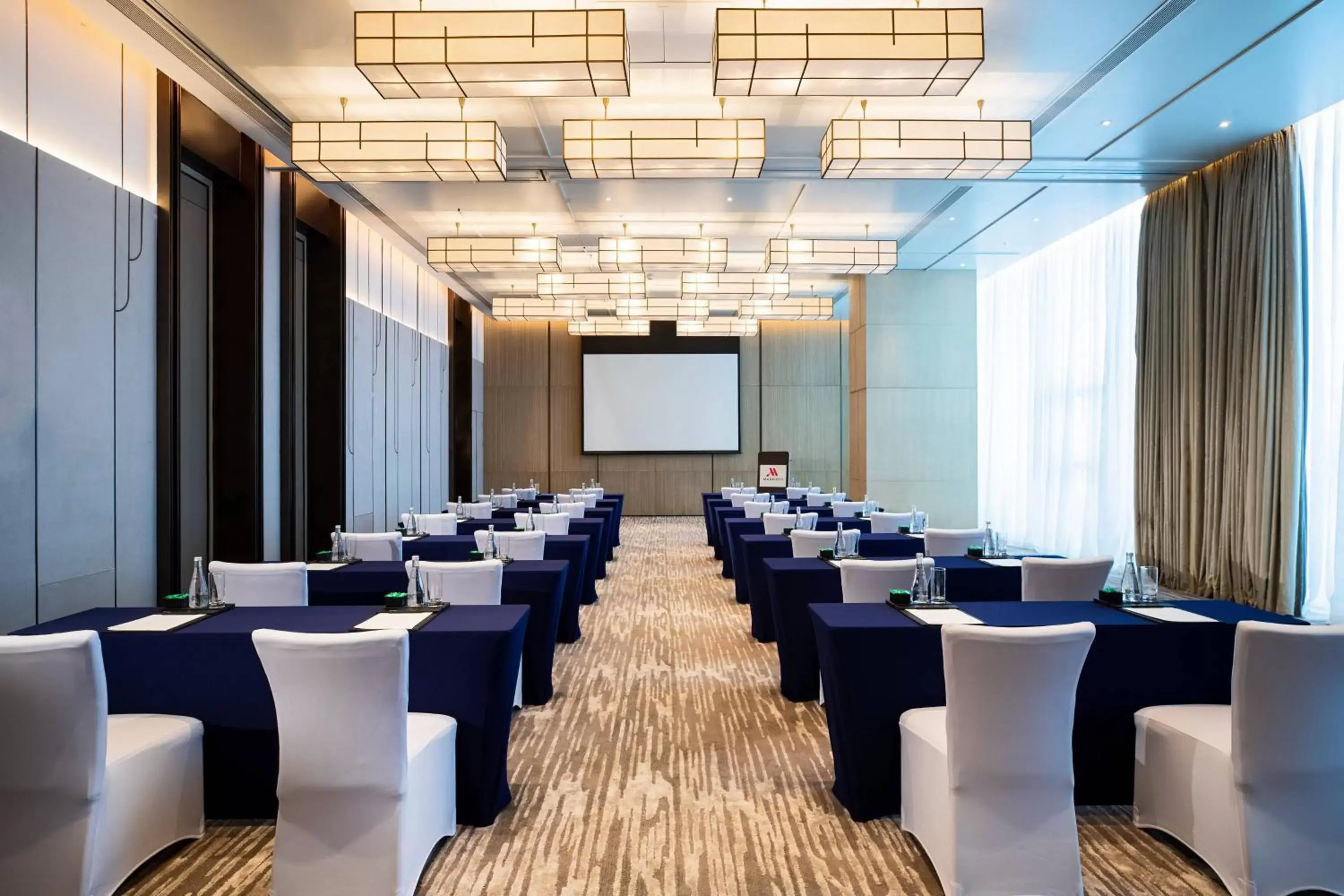 Meeting/conference room in Yantai Marriott Hotel