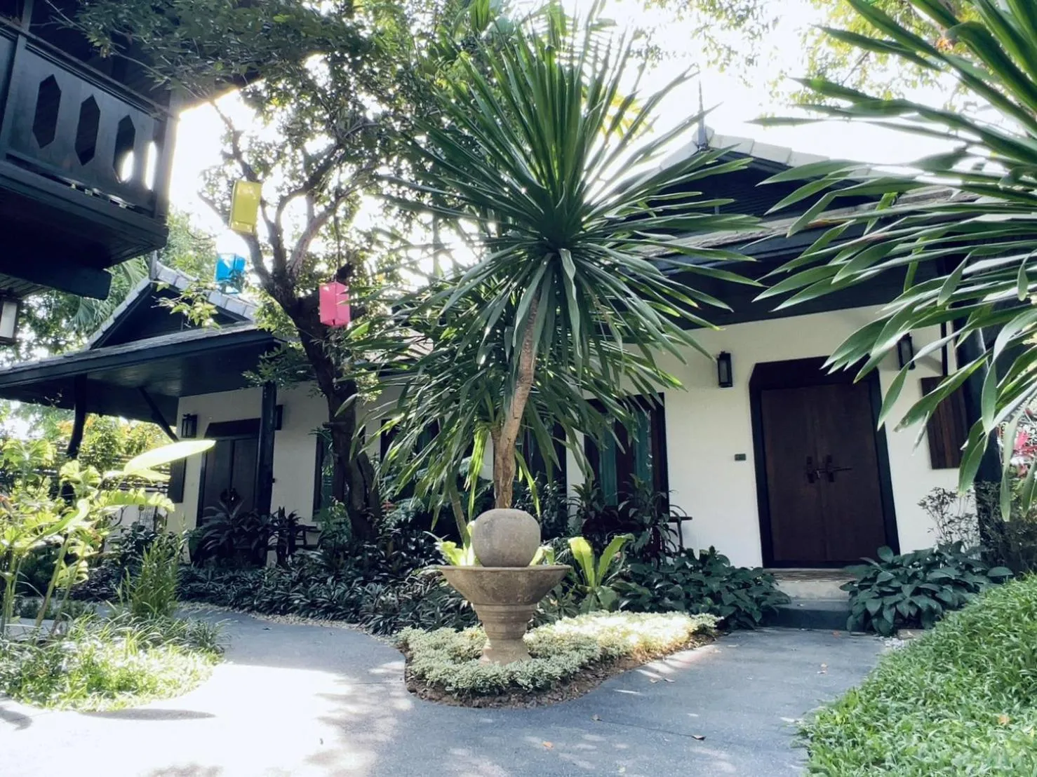 Property building in Na Mantra Resort