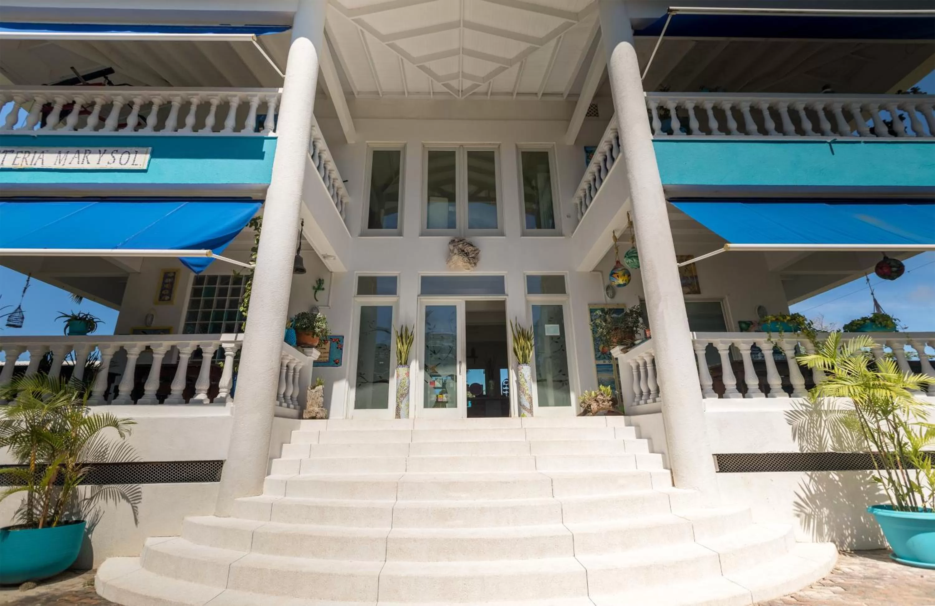 Property building in Hosteria Mar y Sol