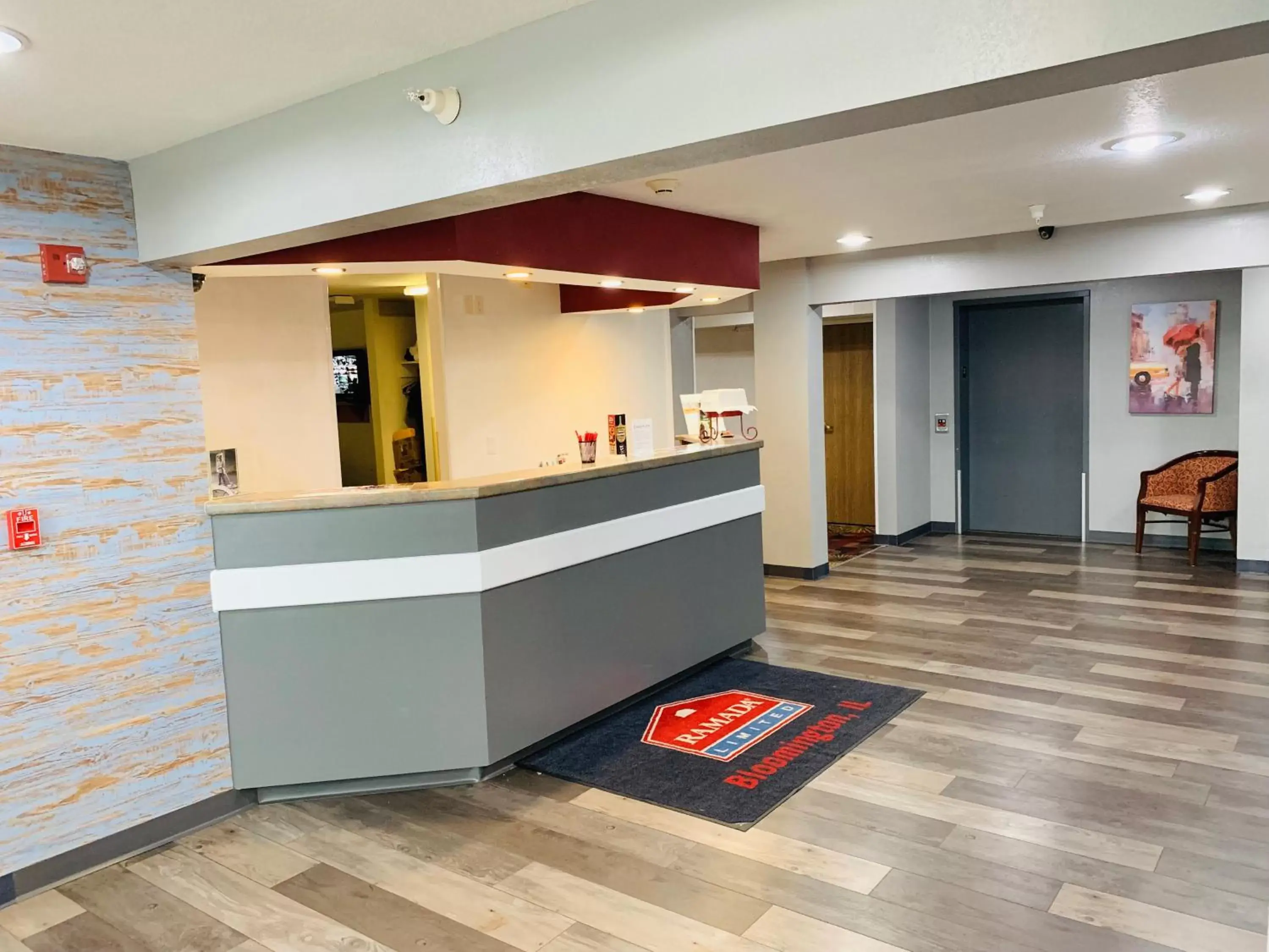 Lobby or reception, Lobby/Reception in Ramada Limited and Suites Bloomington