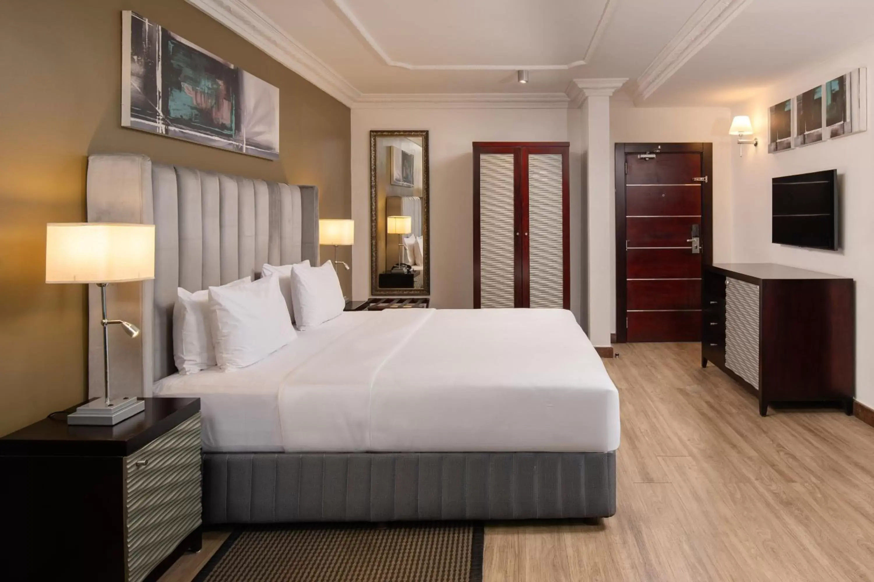 Bedroom, Bed in Protea Hotel by Marriott Lagos Kuramo Waters