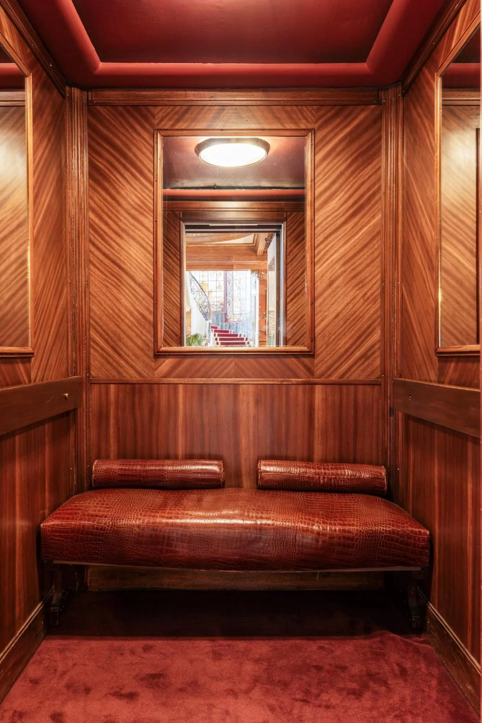 Area and facilities in Hospes Infante Sagres Porto - Small Luxury Hotels Of The World