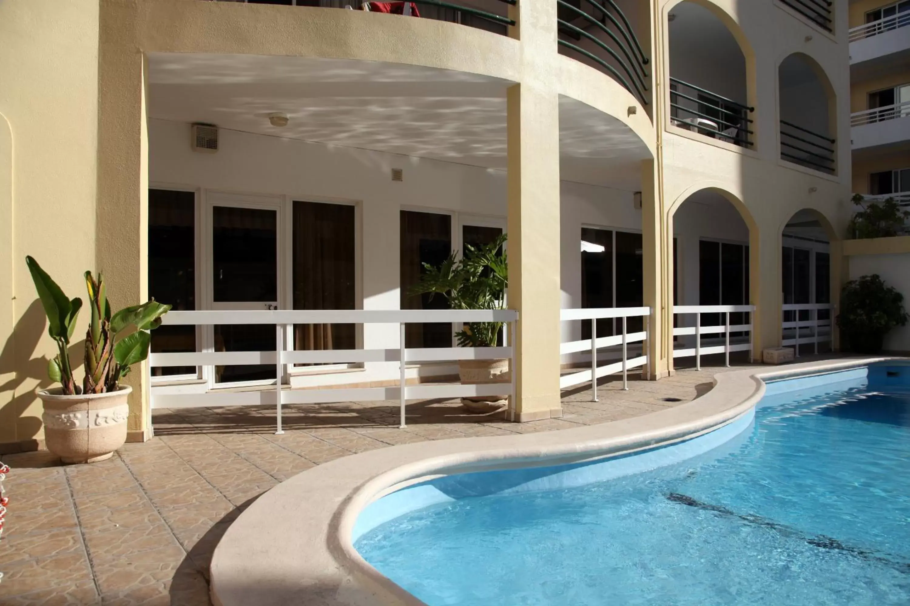 Pool view, Swimming Pool in Aparthotel Calema Avenida Jardim