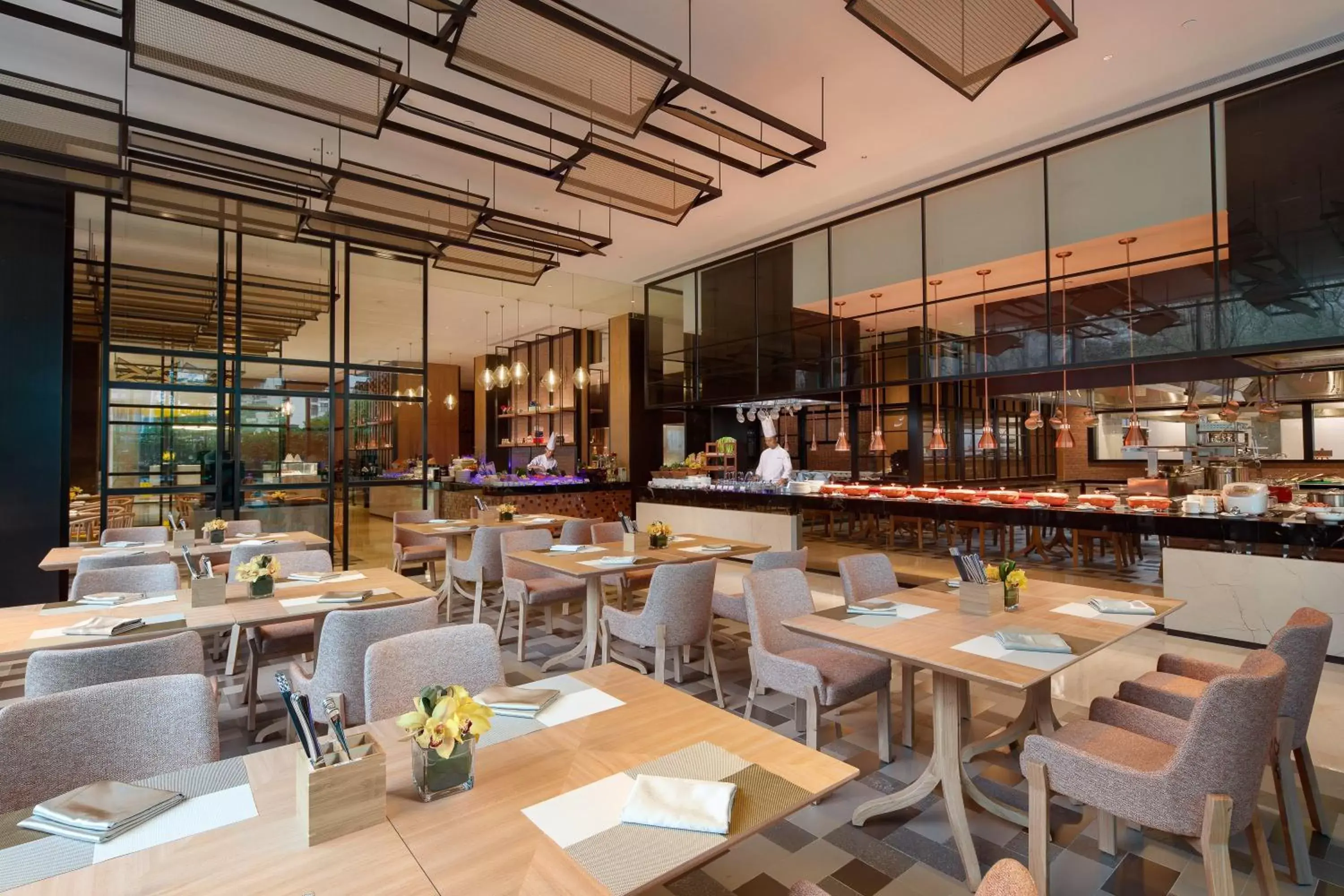 Restaurant/Places to Eat in Crowne Plaza Foshan Nanhai, an IHG Hotel