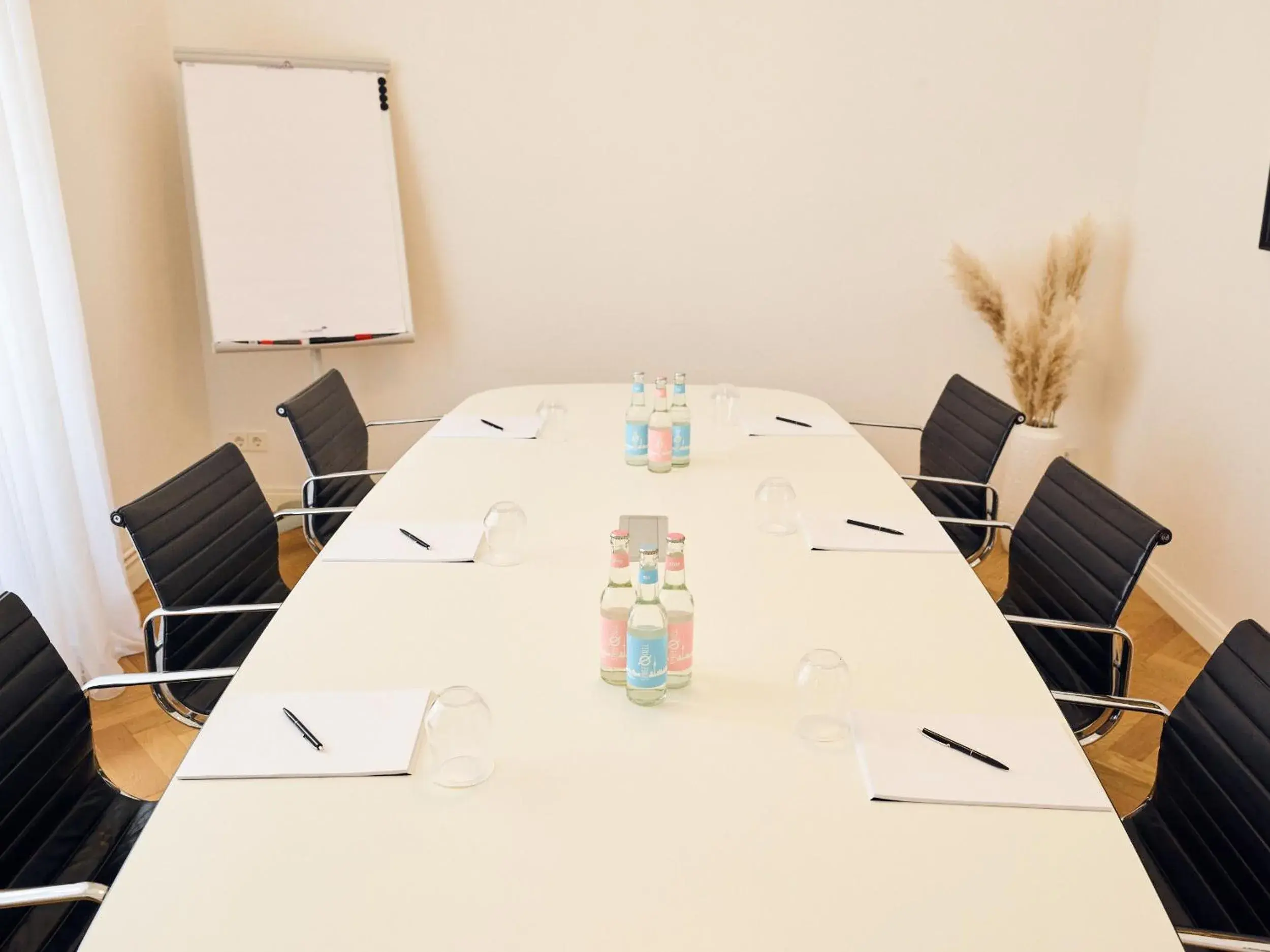 Business Area/Conference Room in Hotel Lindenufer