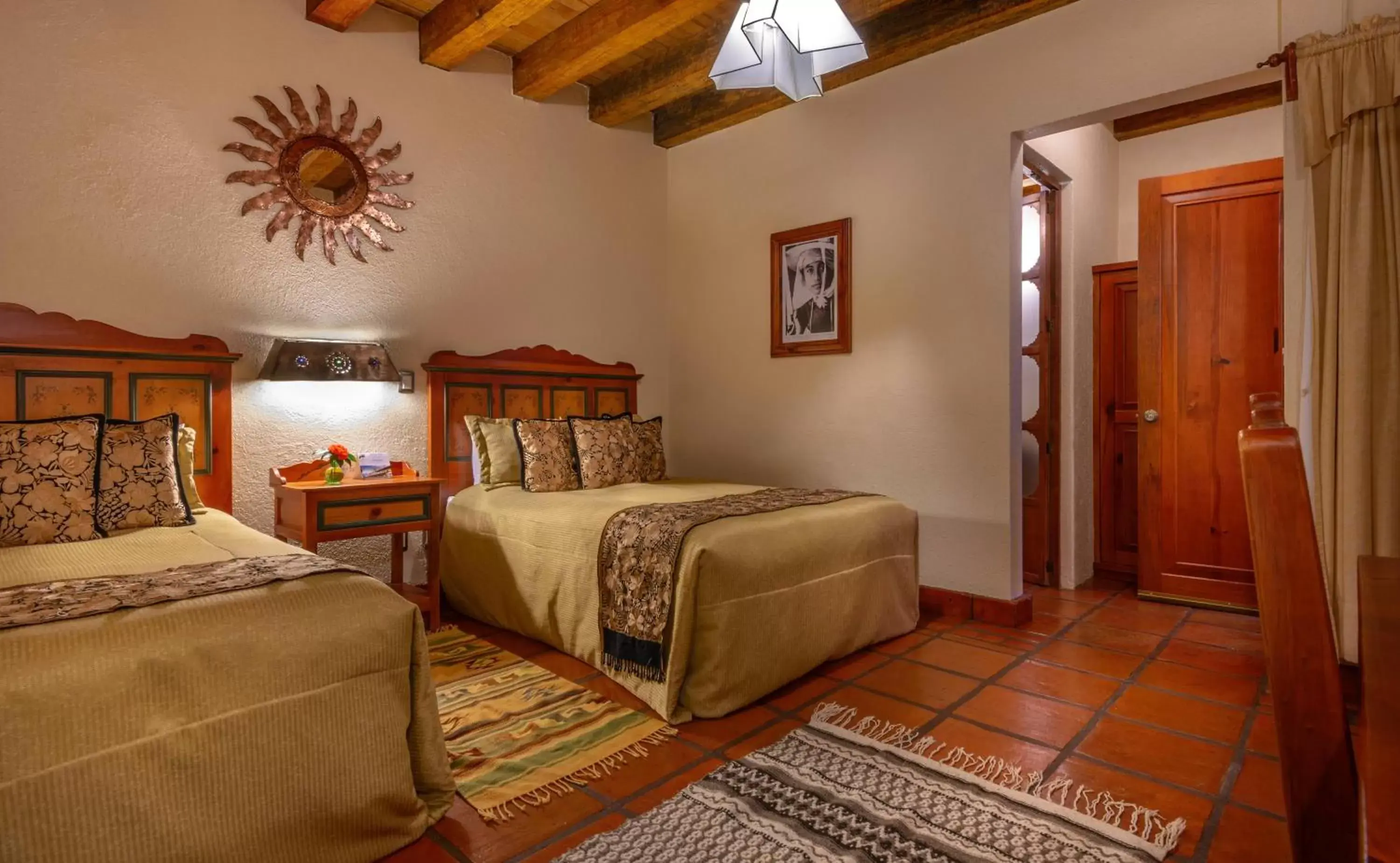 Photo of the whole room, Bed in Hotel Pueblo Magico