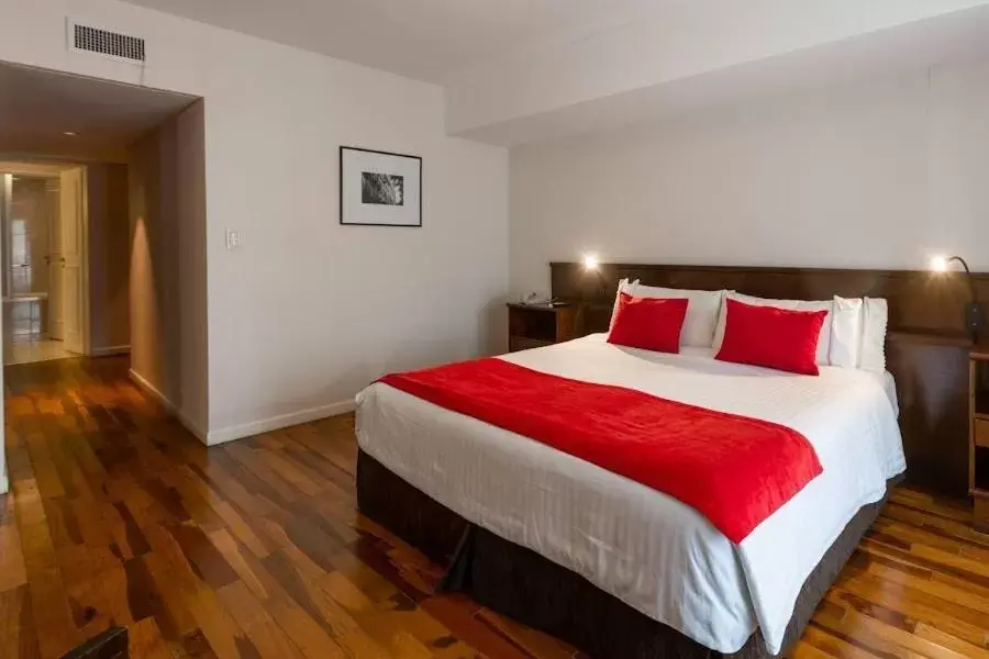 Bedroom, Bed in Feir's Park Hotel & Rooftop