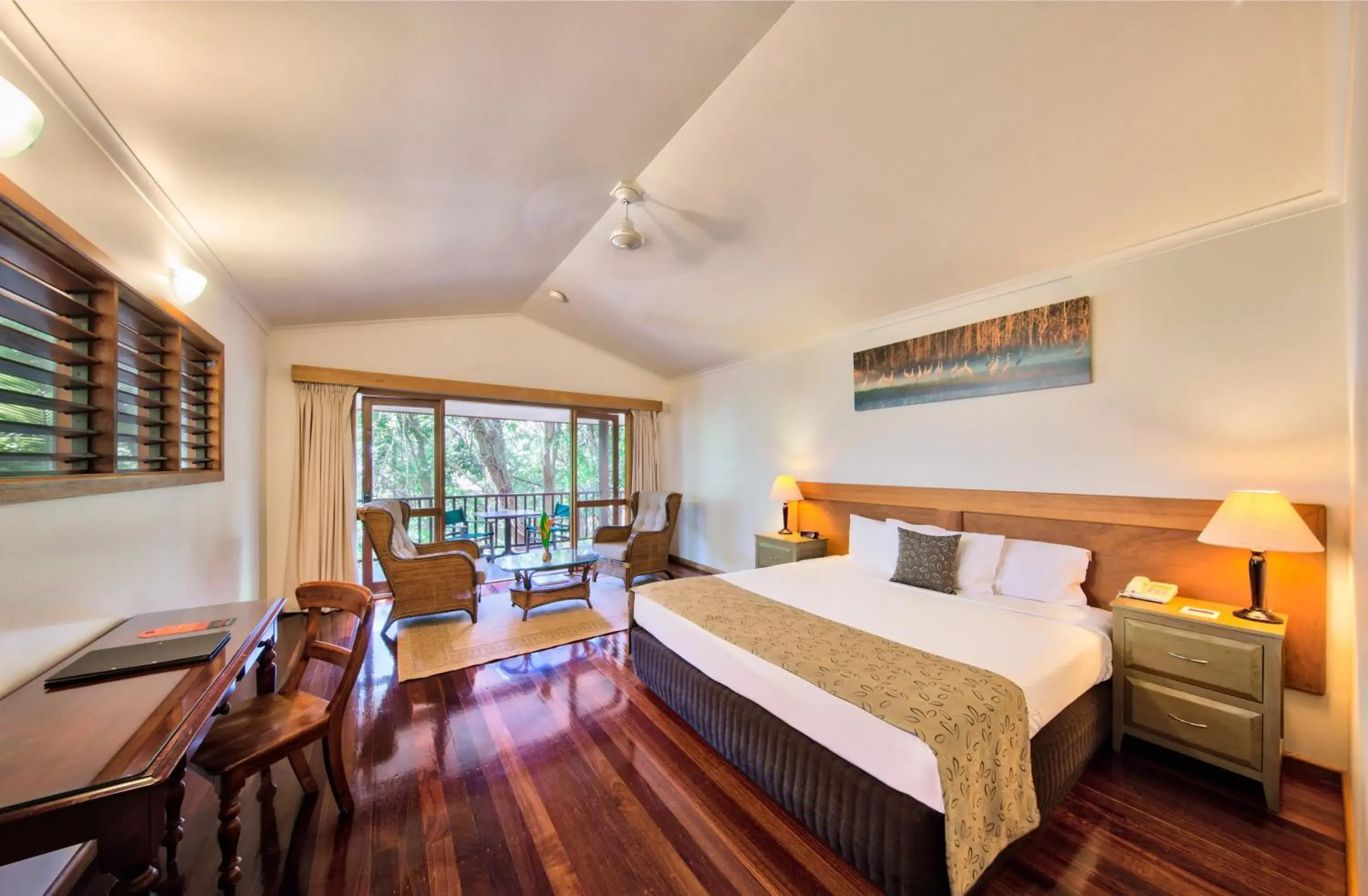 Bedroom in Thala Beach Nature Reserve