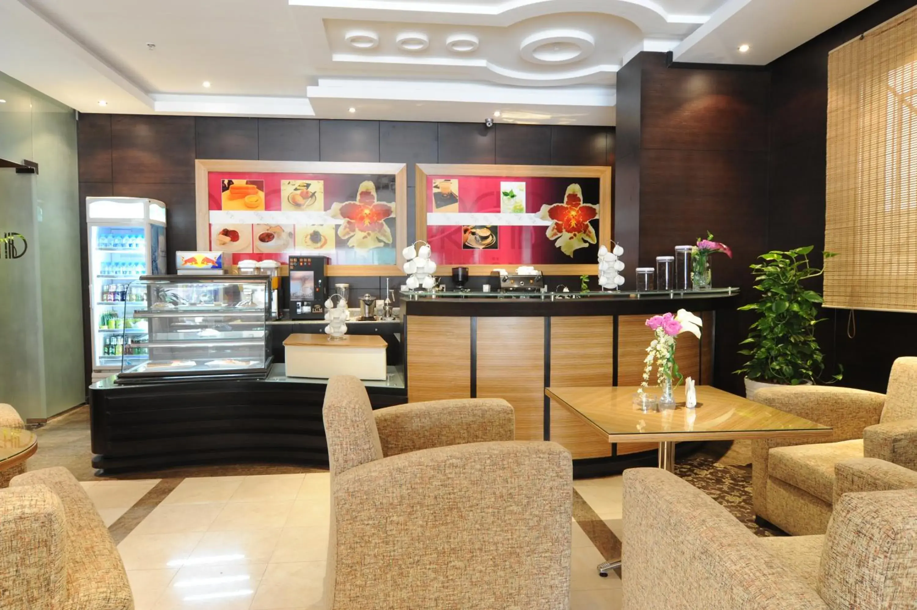 Area and facilities, Lounge/Bar in Rose Garden Hotel