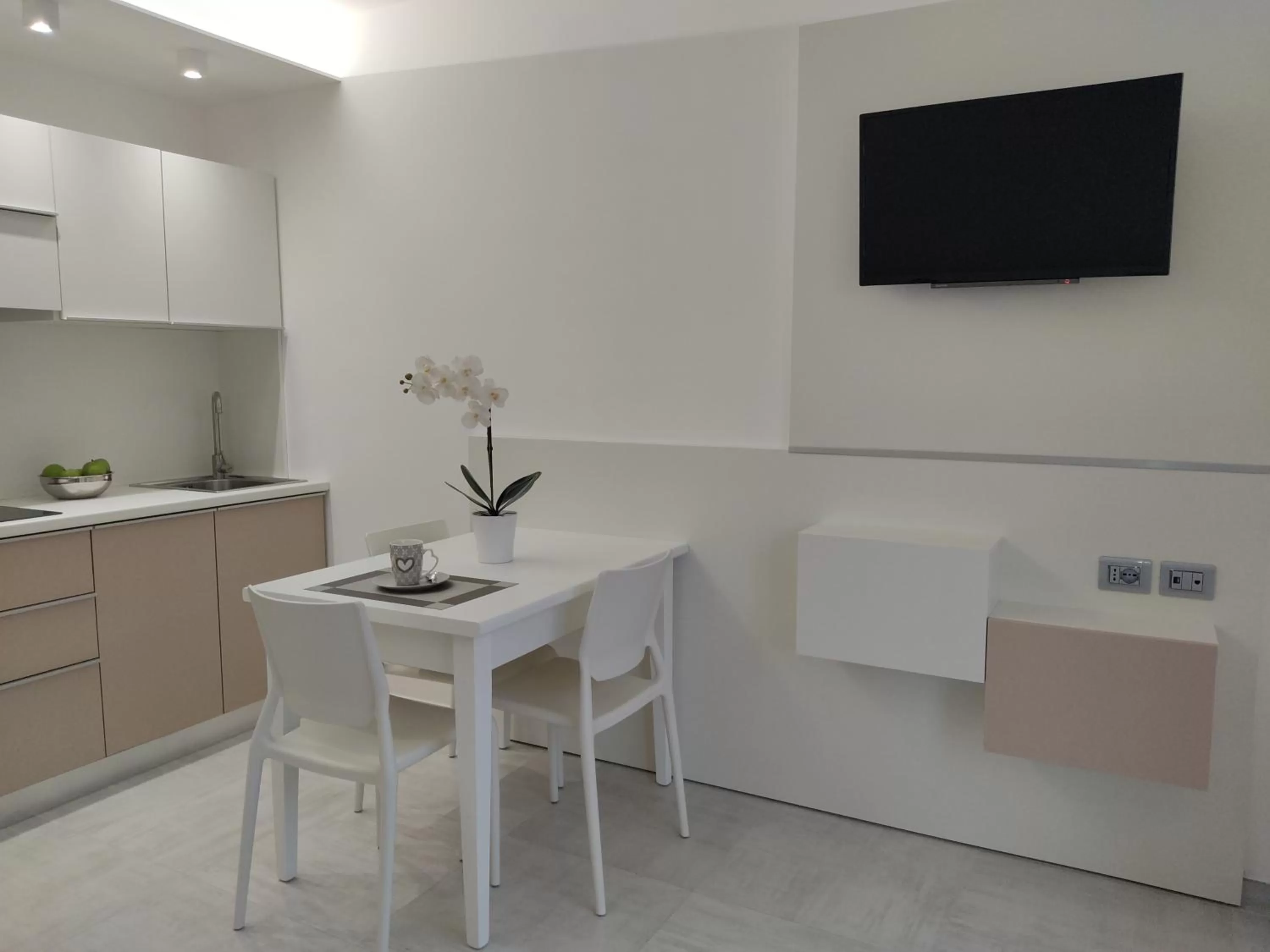 TV and multimedia in Bizantini Tropea