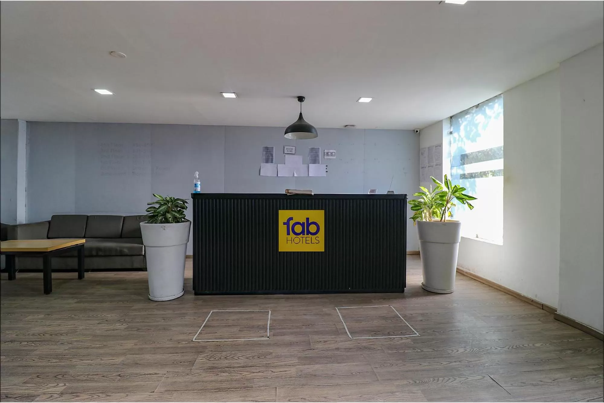 Lobby or reception in FabHotel The Chaitanyas Rohini sec 18