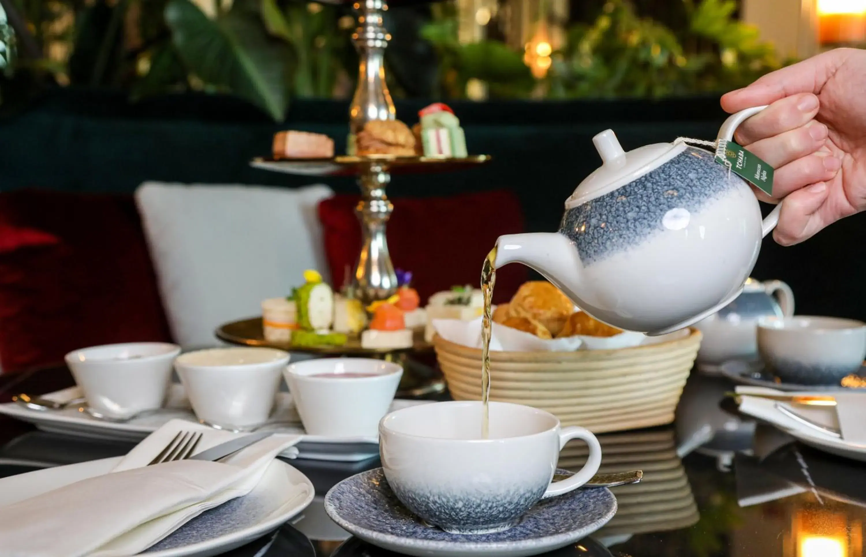 Restaurant/places to eat in Katara Hills Doha, Lxr Hotels & Resorts Restaurant/places to eat in Katara Hills Doha, Lxr Hotels & Resorts