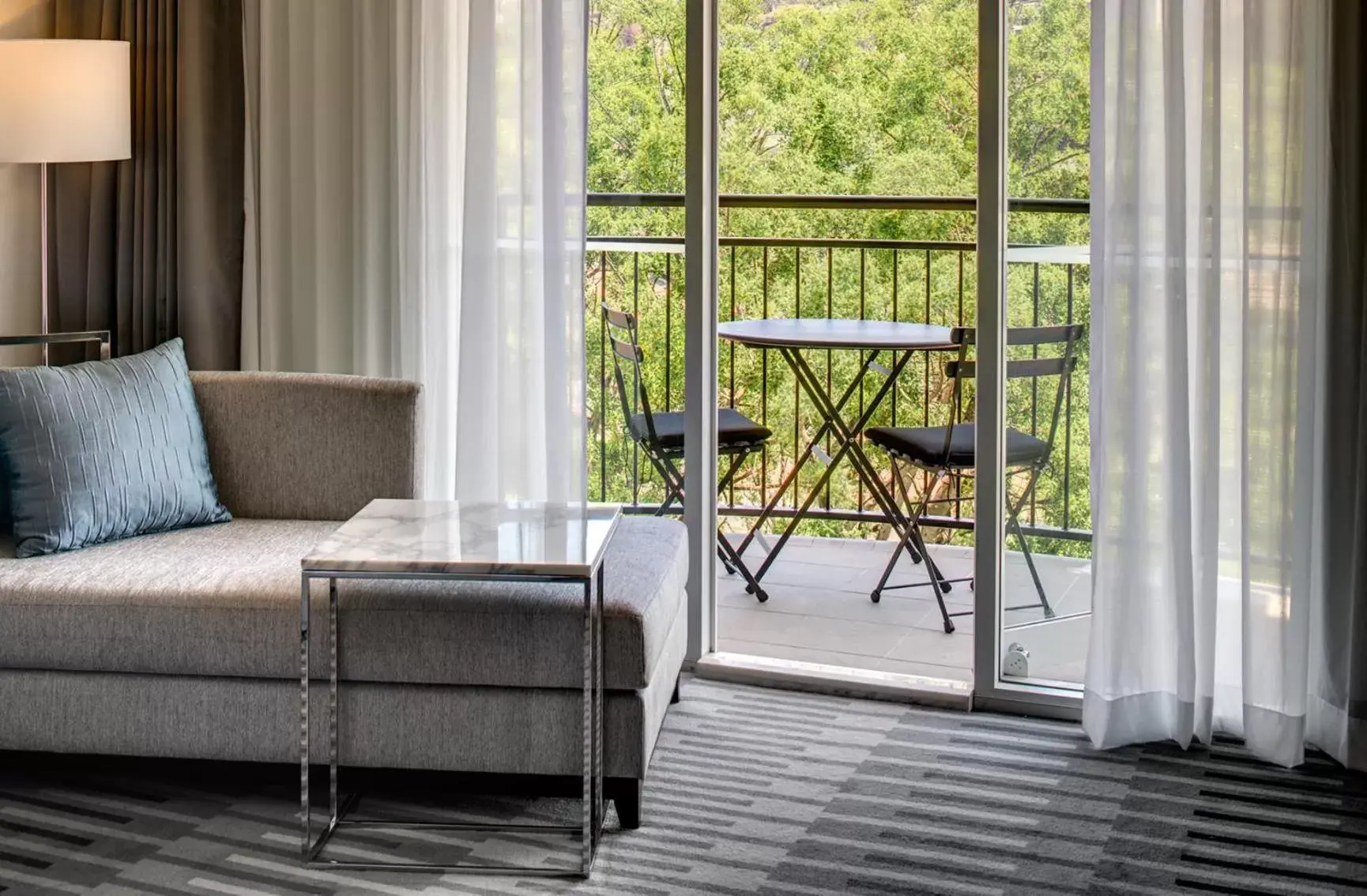 Balcony/Terrace, Seating Area in InterContinental Sydney Double Bay, an IHG Hotel