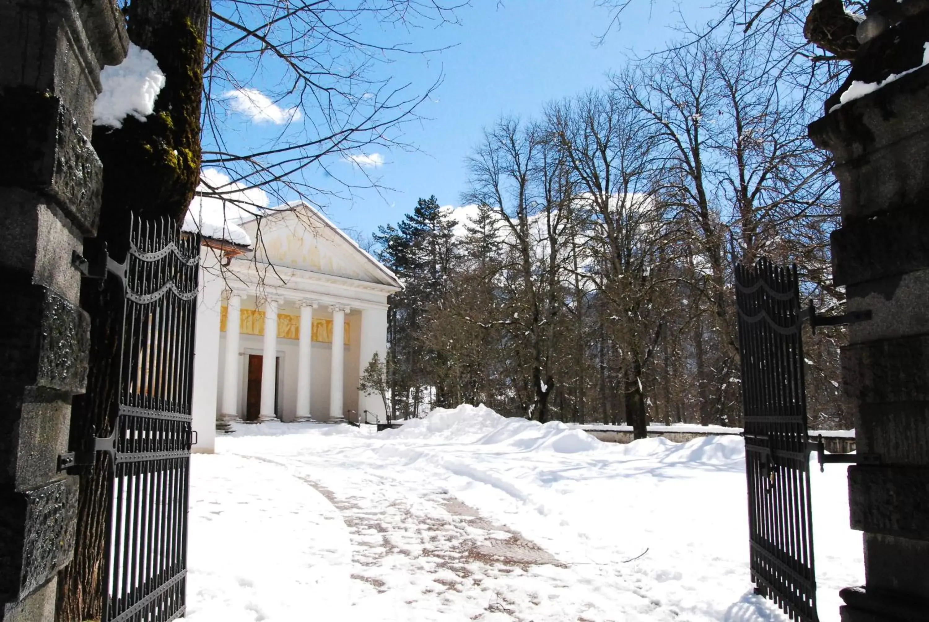 Nearby landmark, Winter in Hotel San Valier