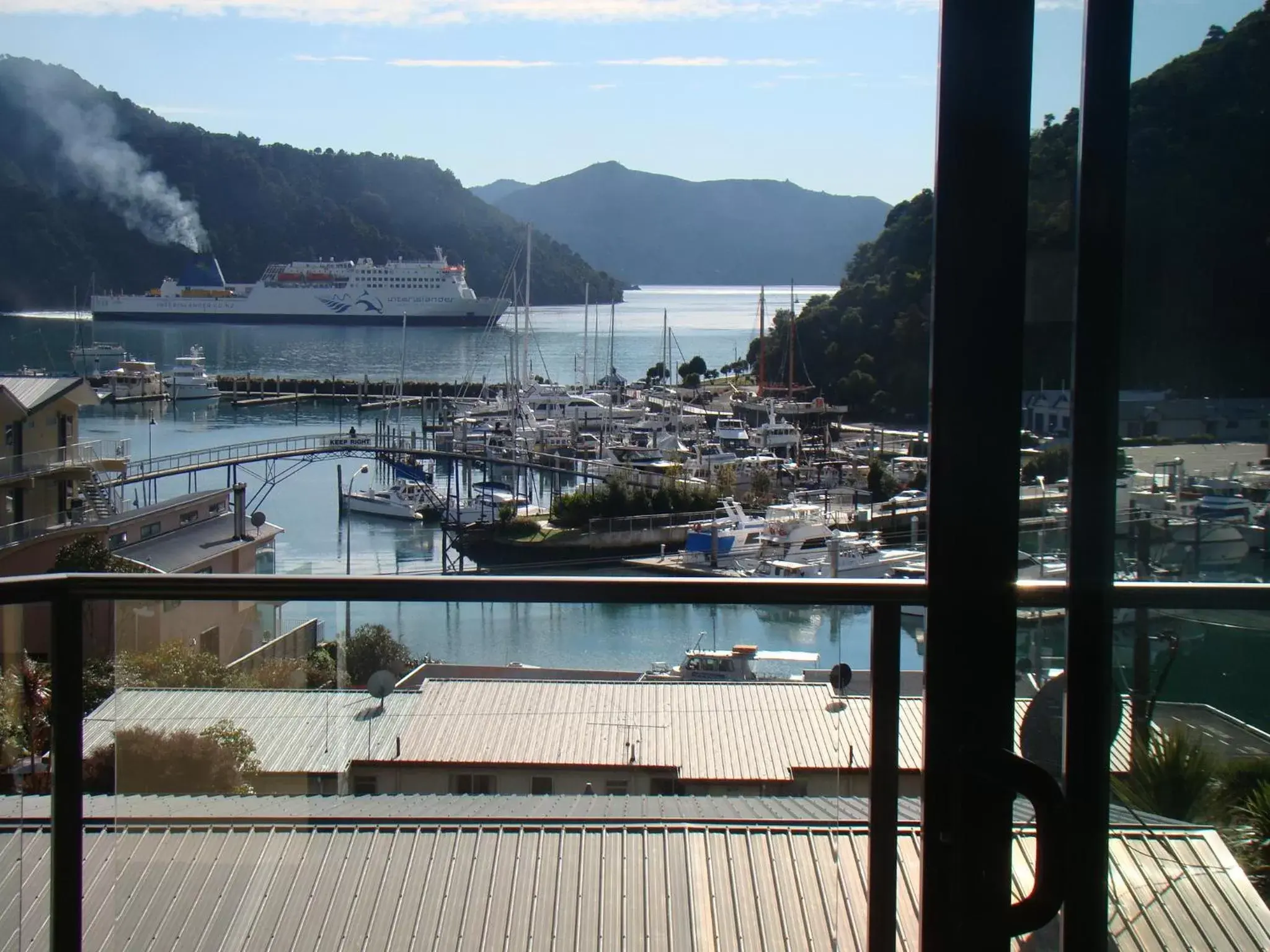 View (from property/room), Mountain View in Harbour View Motel