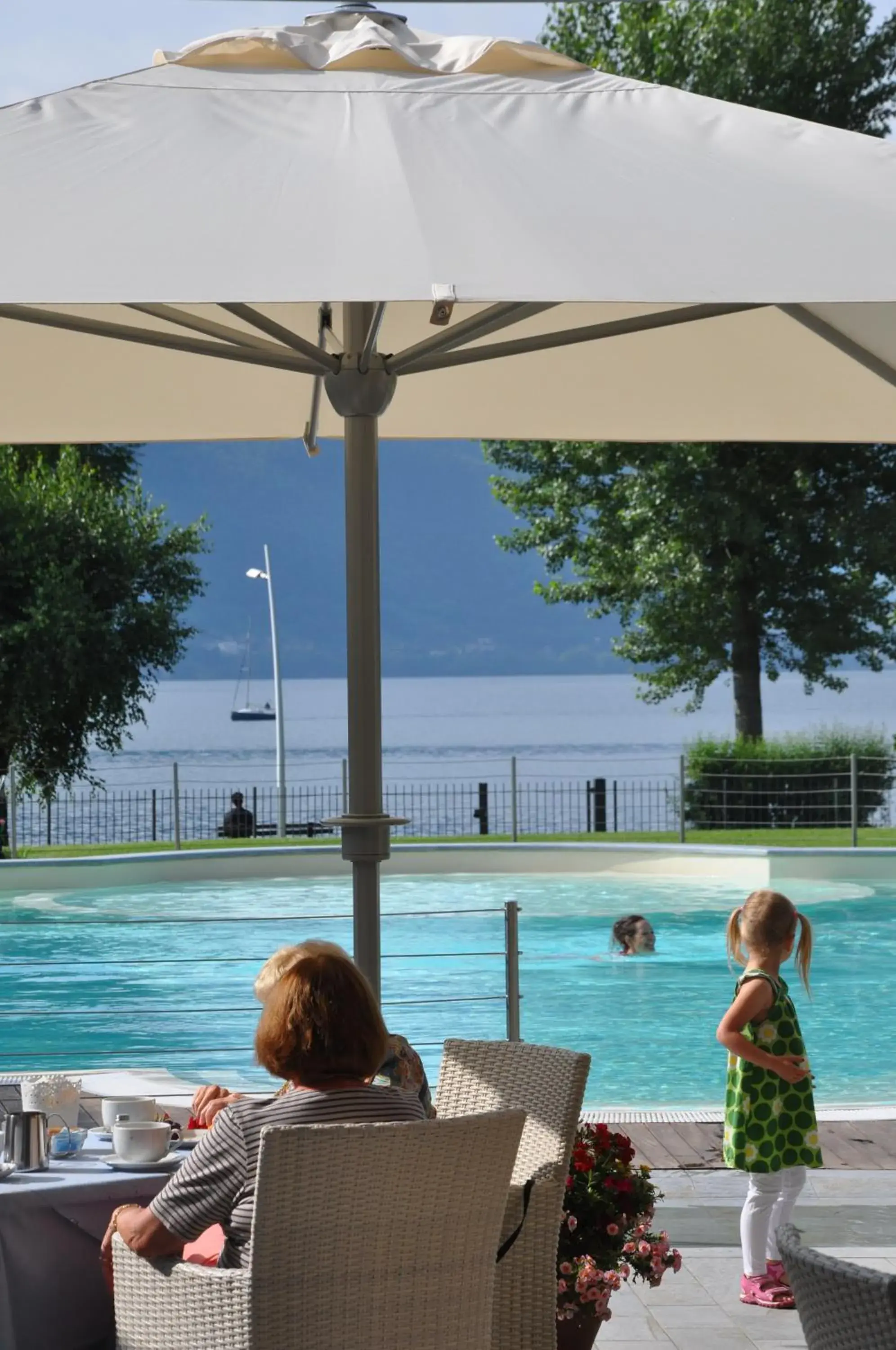 Lake view, Swimming Pool in Tullio Hotel