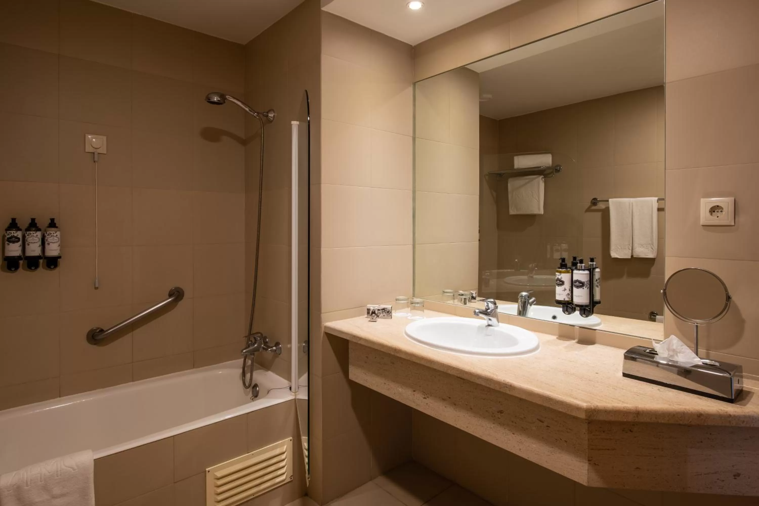 Bathroom in Hotel Mundial