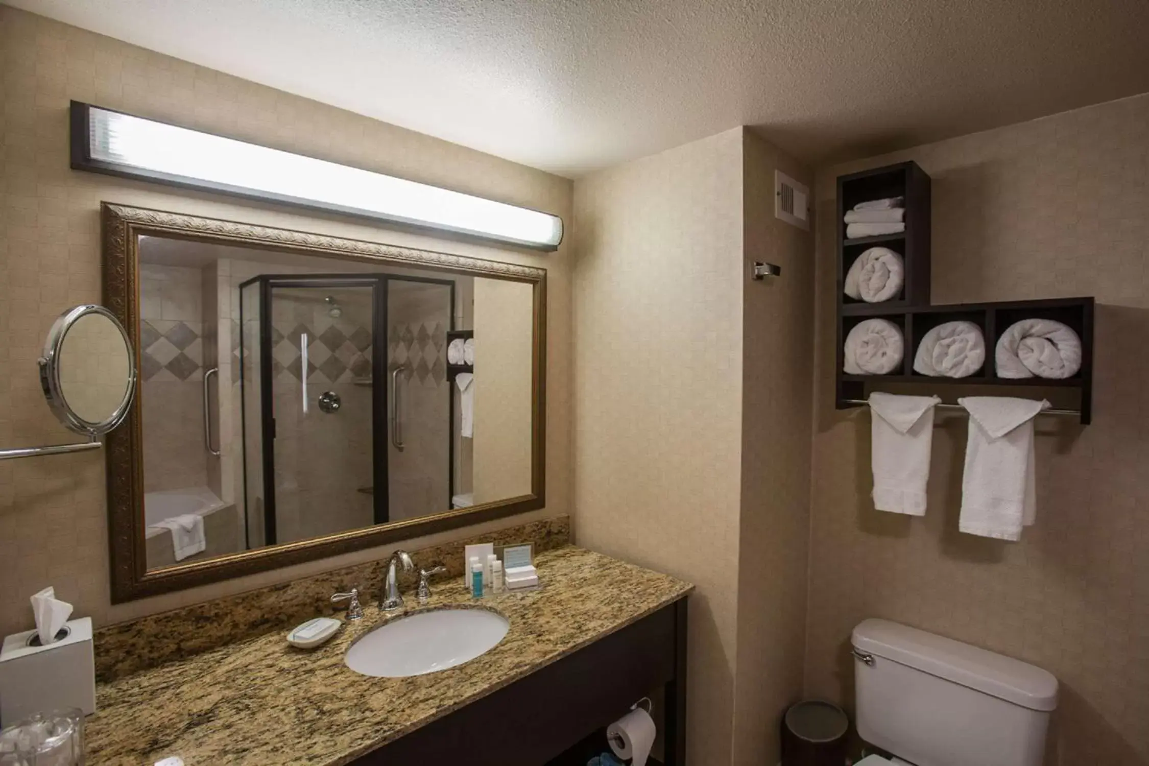 Bathroom in Hampton Inn & Suites Stillwater