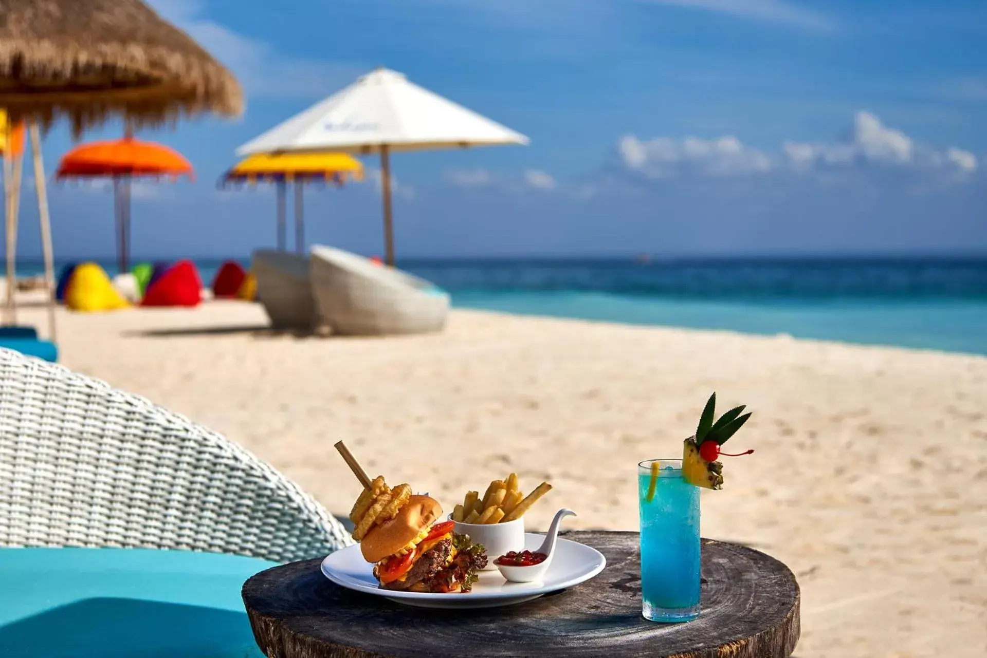 Food and drinks, Beach in Mahagiri Resort Nusa Lembongan